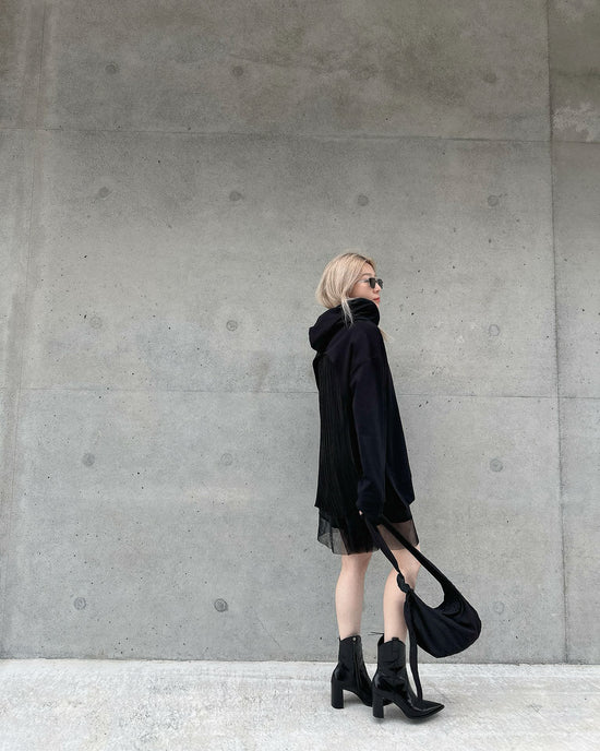 aalis SHYLA cut out shoulder tunic sweater dress (Black)