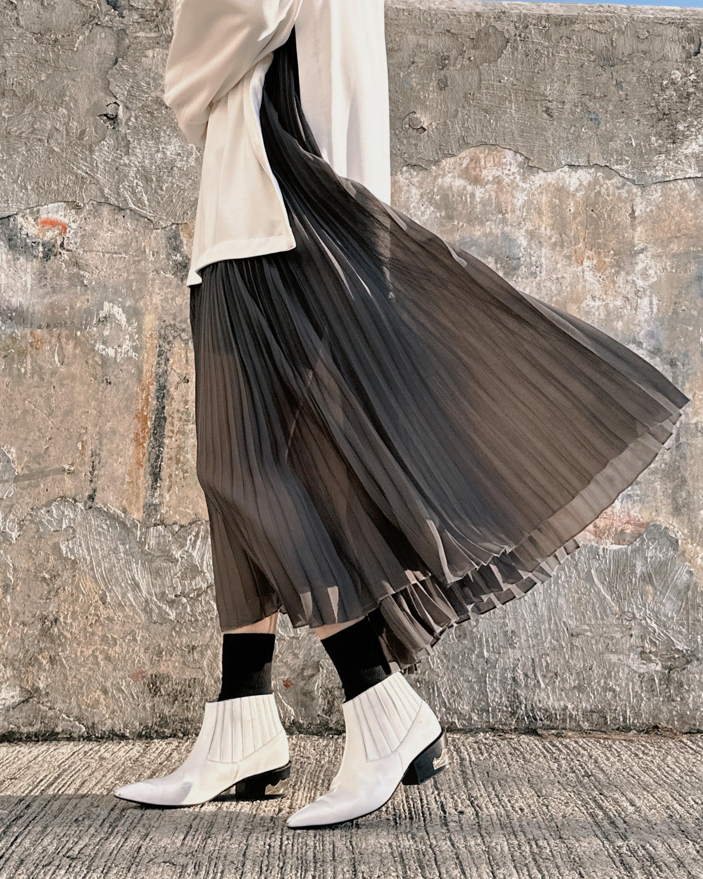 aalis FABIAN Pleated chiffon sweater dress (White Mix)