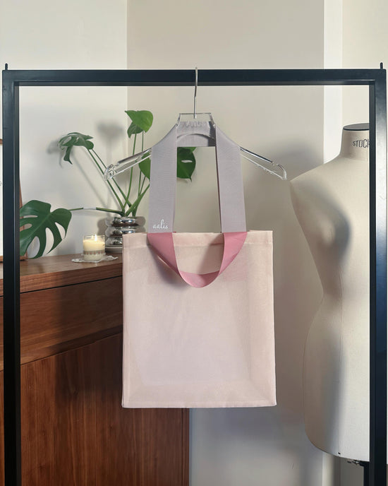 aalis Classic vertical net tote bag (Pink)