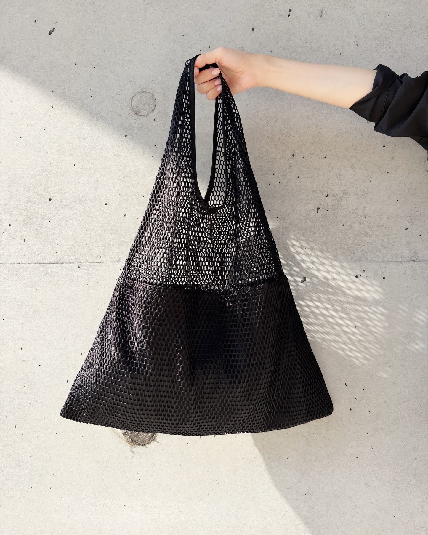 aalis SVAFA triangle netting bag (Black)
