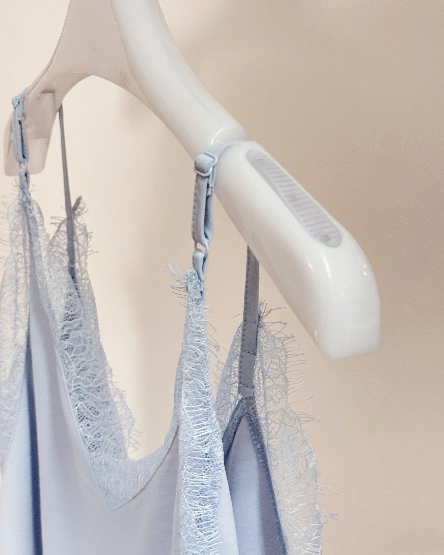 aalis CAMILA SS26 lace camisole (Light Blue)