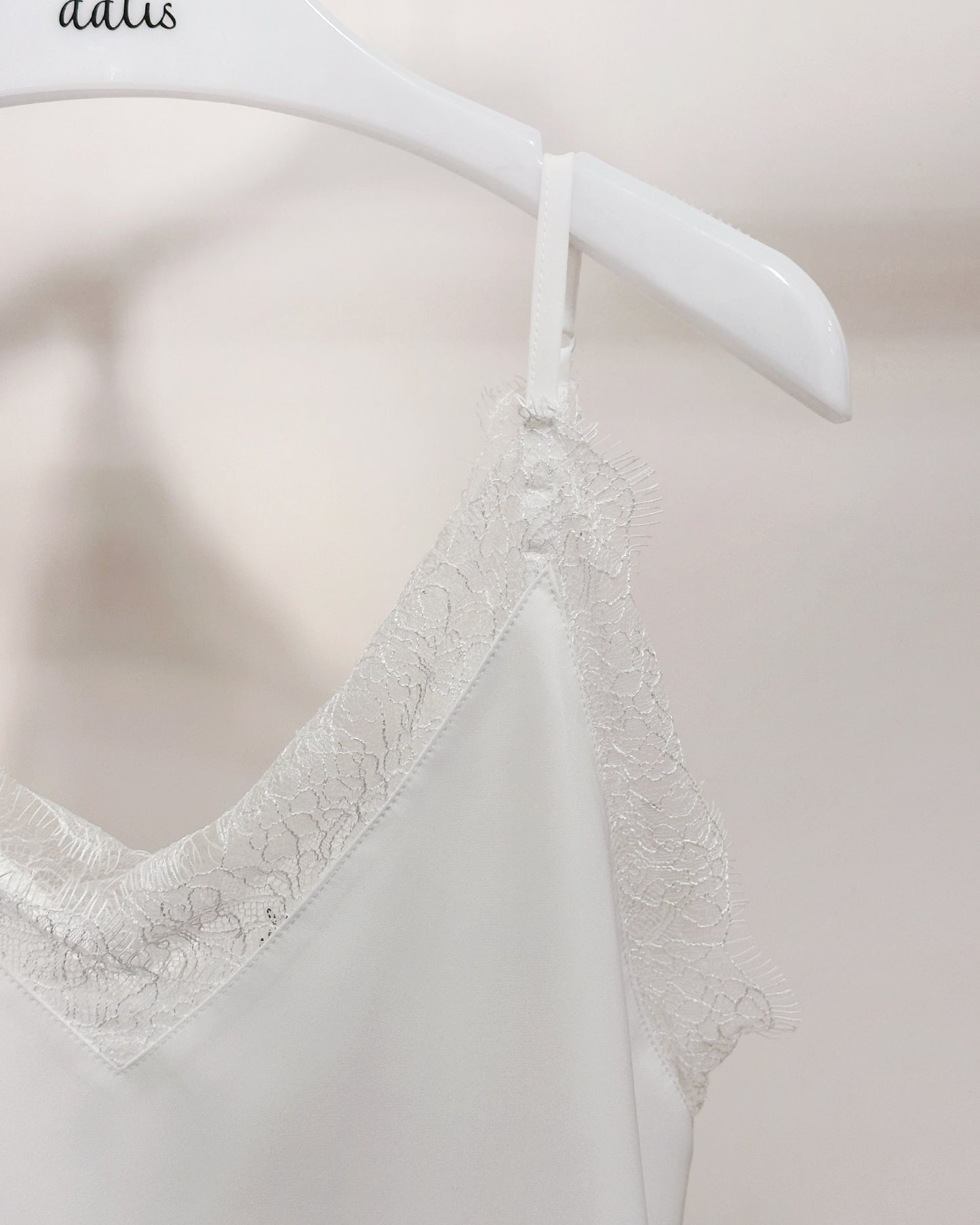(Pre-order) aalis CAMILA SS26 lace camisole (Ivory)