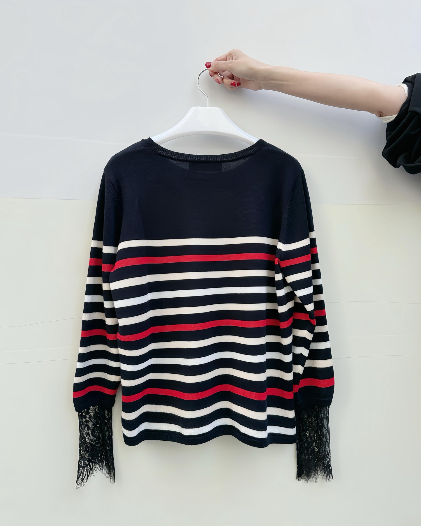 aalis SIS FW25 lace sleeves insert sweater (Navy Mix)