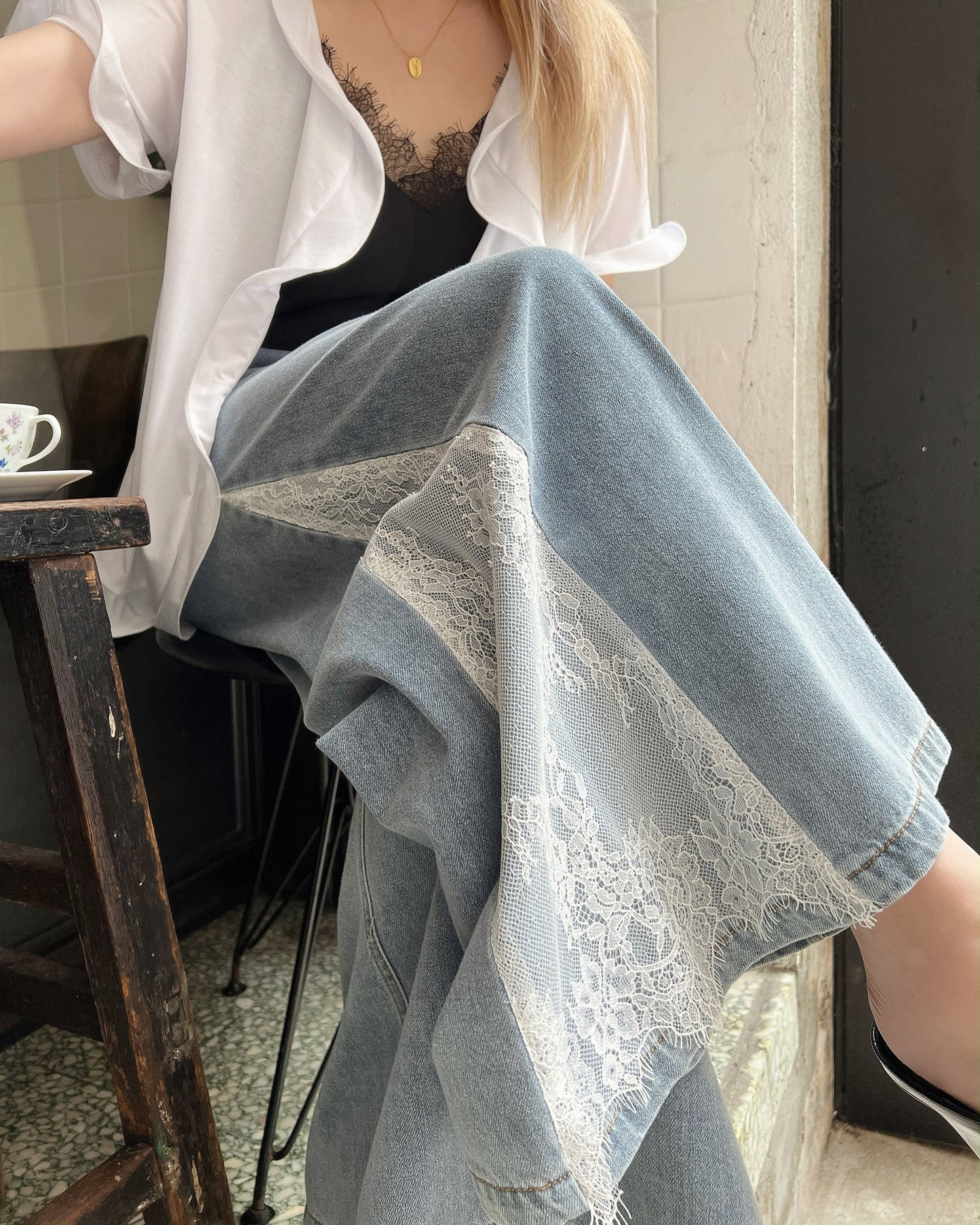 aalis WALLS SS26 wide leg with lace denim jeans (Blue Denim)