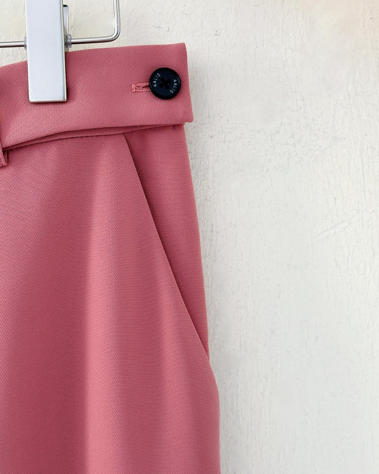 aalis GLORI SS26 back vent full length pants (Pink)