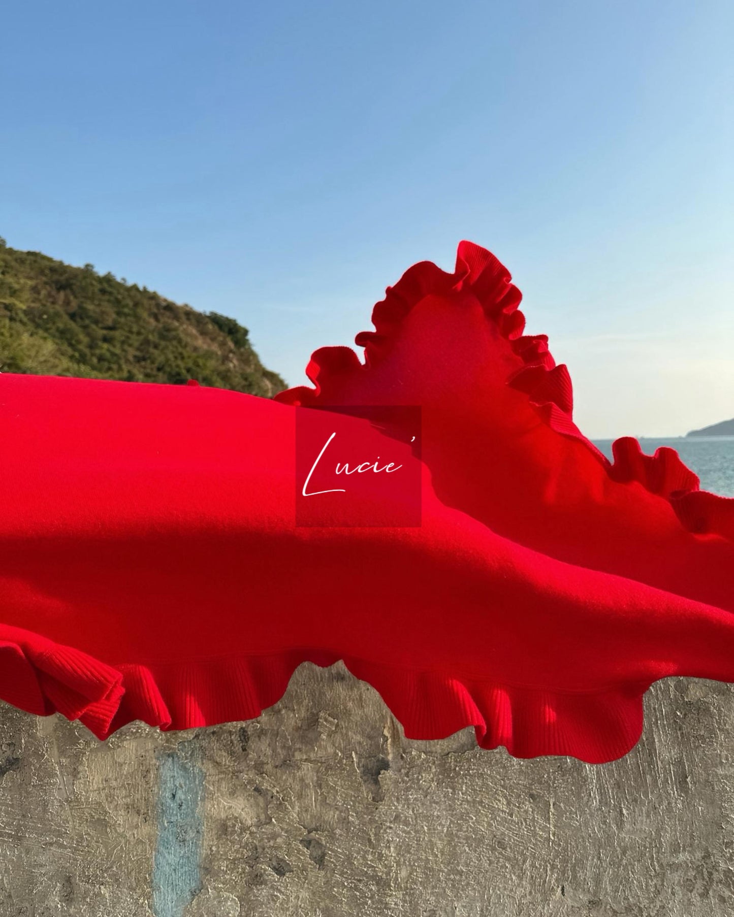 aalis LUCIE FW25 cashmere ruffle hem scarf (Red)