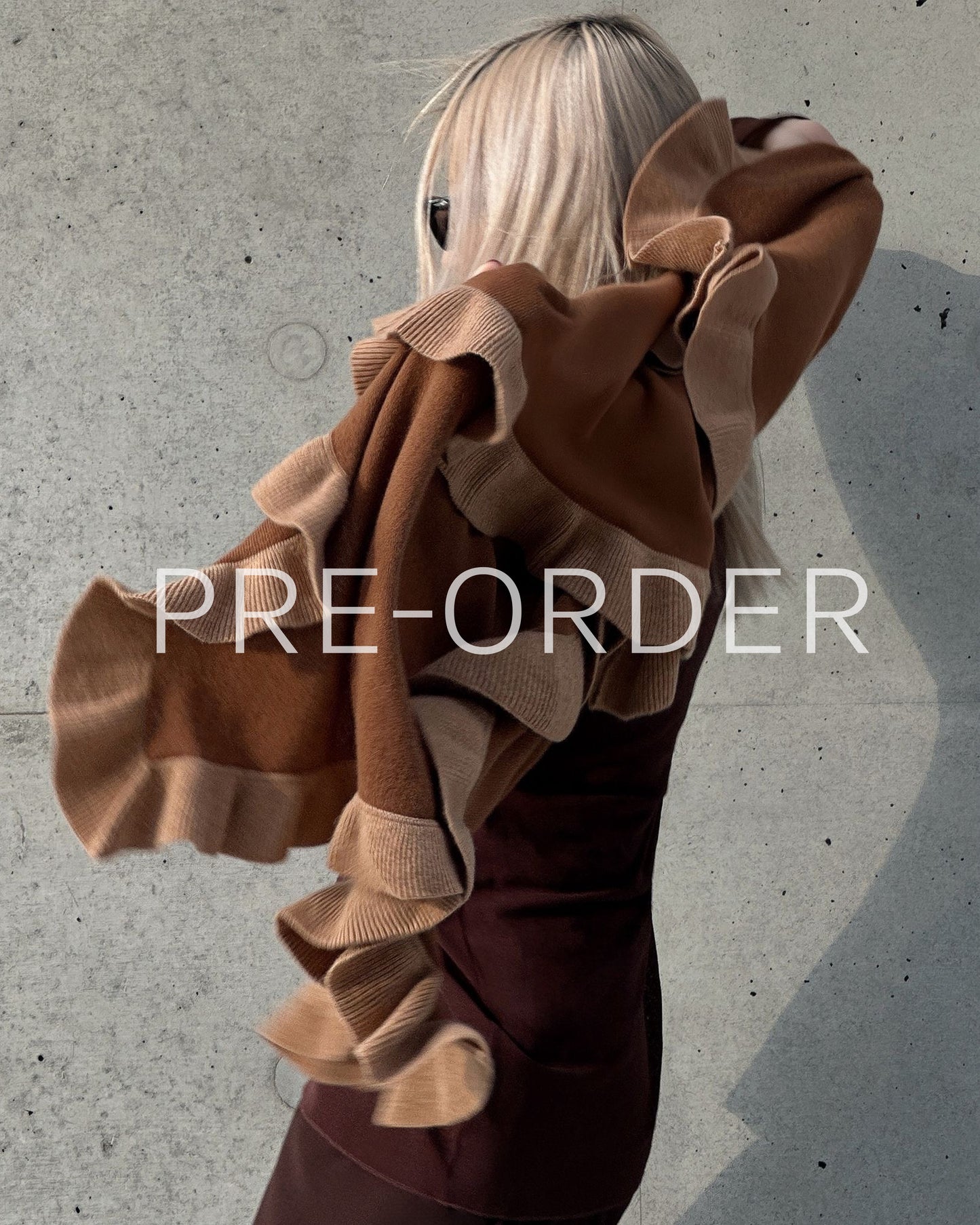 (Pre-order) aalis LUCIE MIX FW25 cashmere ruffle hem scarf (Brown Mix)