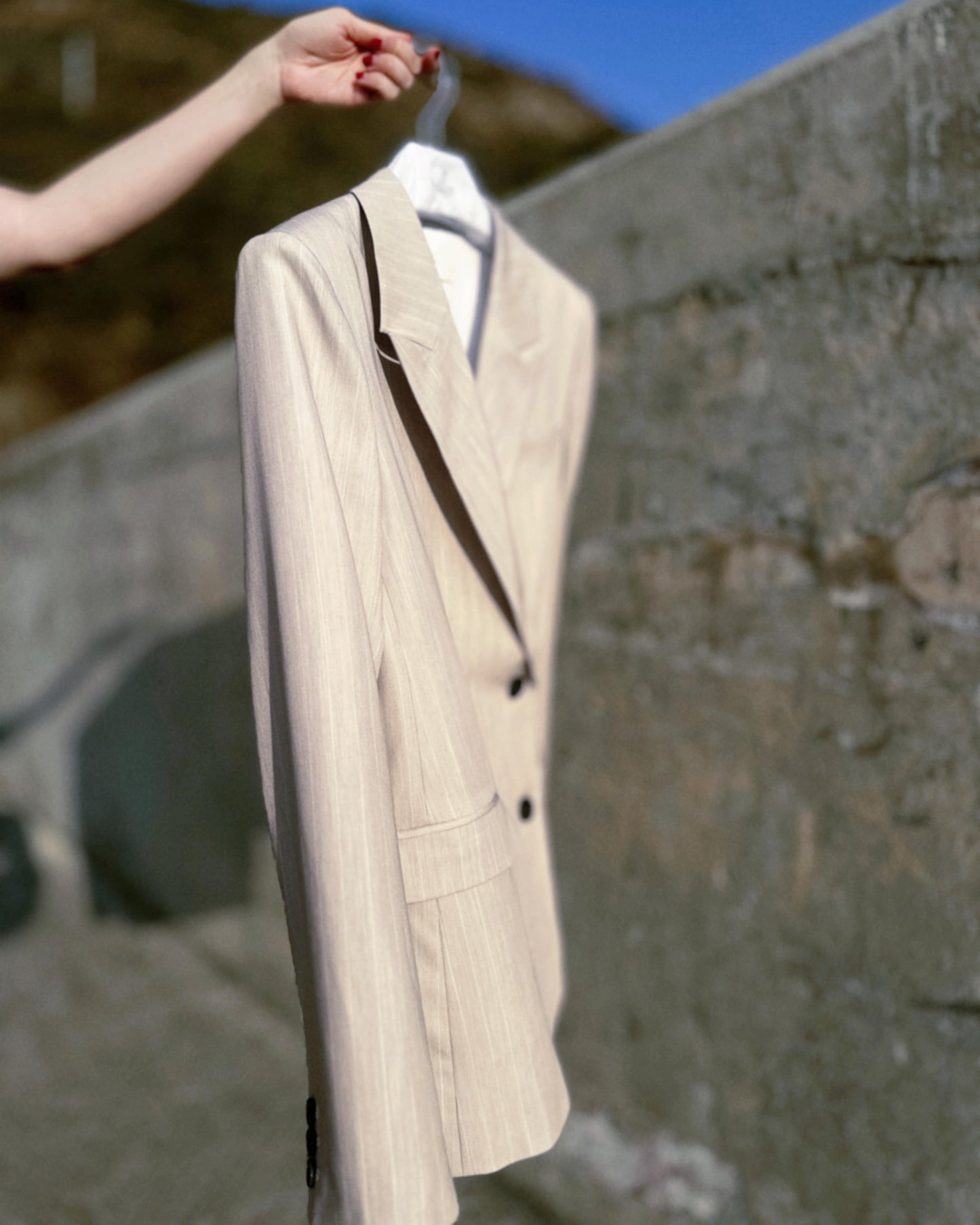 (Pre-order) aalis MONI STRIPE SS26 blazer (Lt Beige)