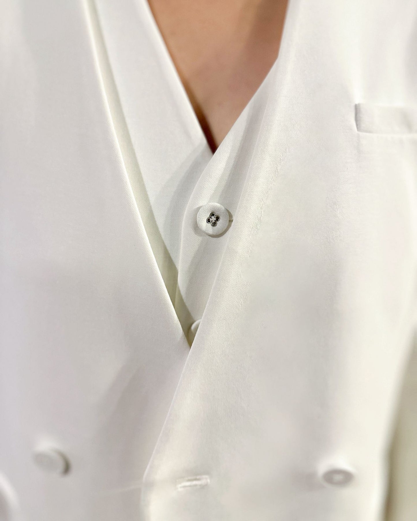 aalis MONIQUE V neck blazer (White)