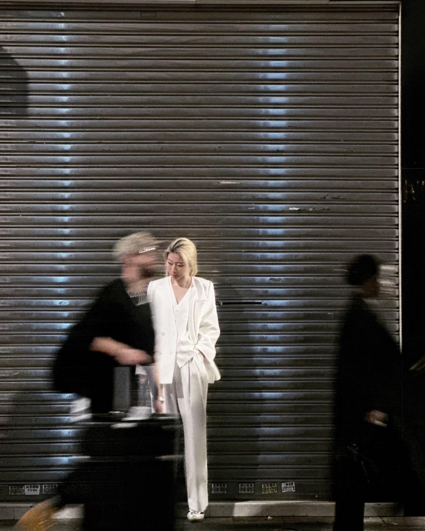 aalis MONIQUE V neck blazer (White)