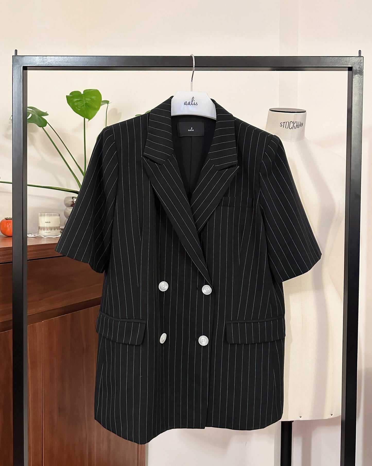 aalis MONI STRIPE short sleeves blazer (Black Mix)