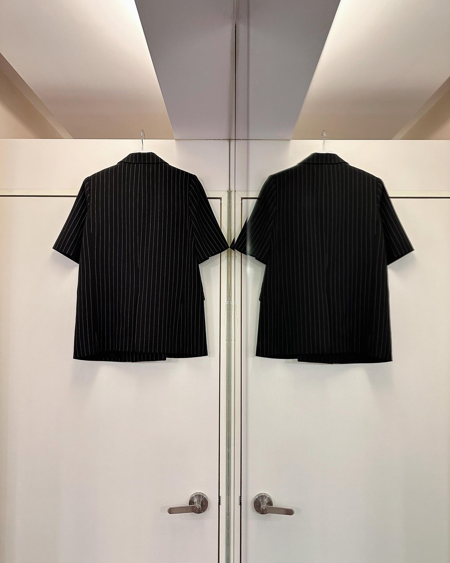 aalis MONI STRIPE short sleeves blazer (Black Mix)