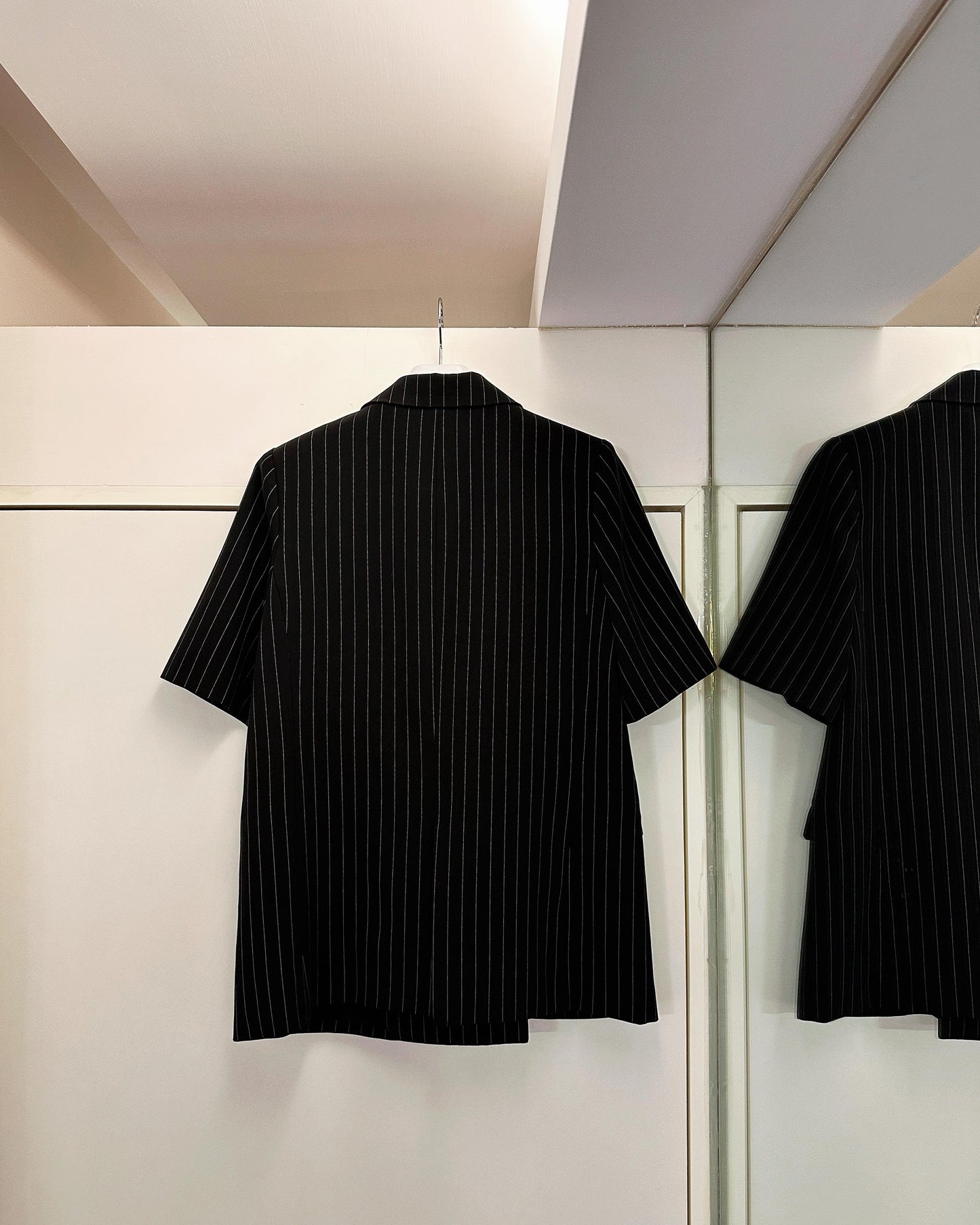 aalis MONI STRIPE short sleeves blazer (Black Mix)