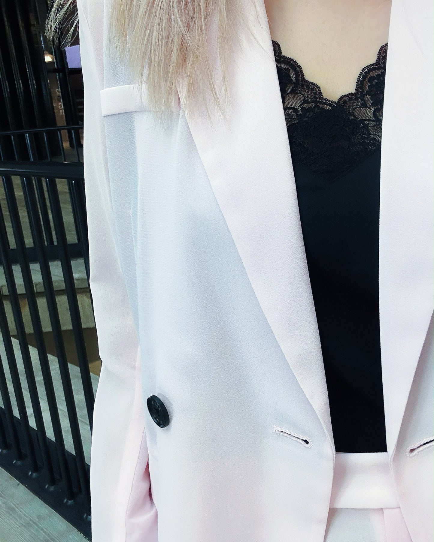 aalis MONI SS26 chiffon blazer (Light Pink)