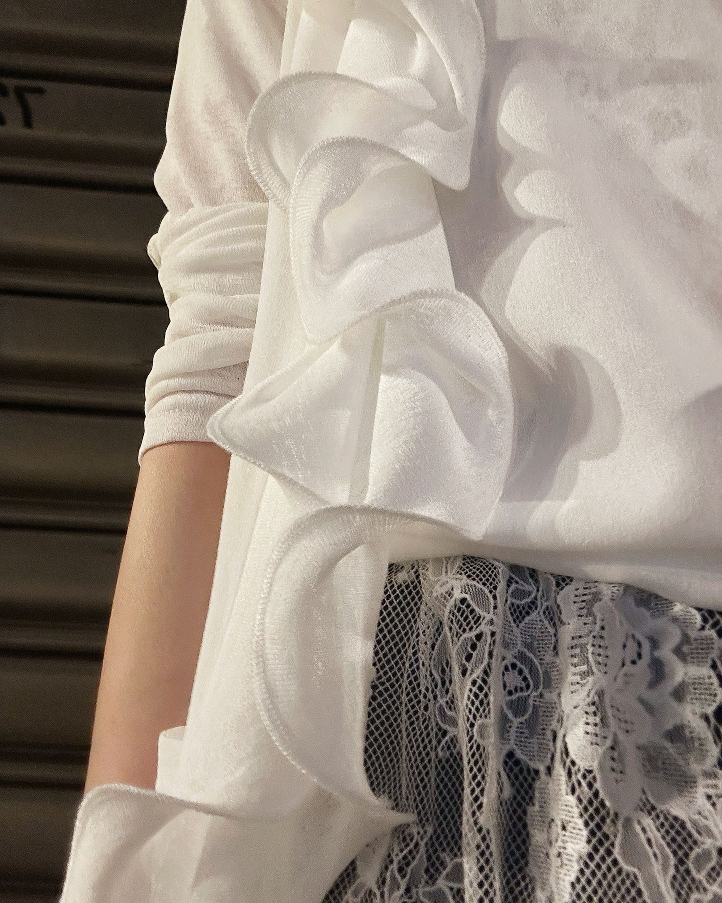 aalis KIM short sleeves lace layered tee (White)