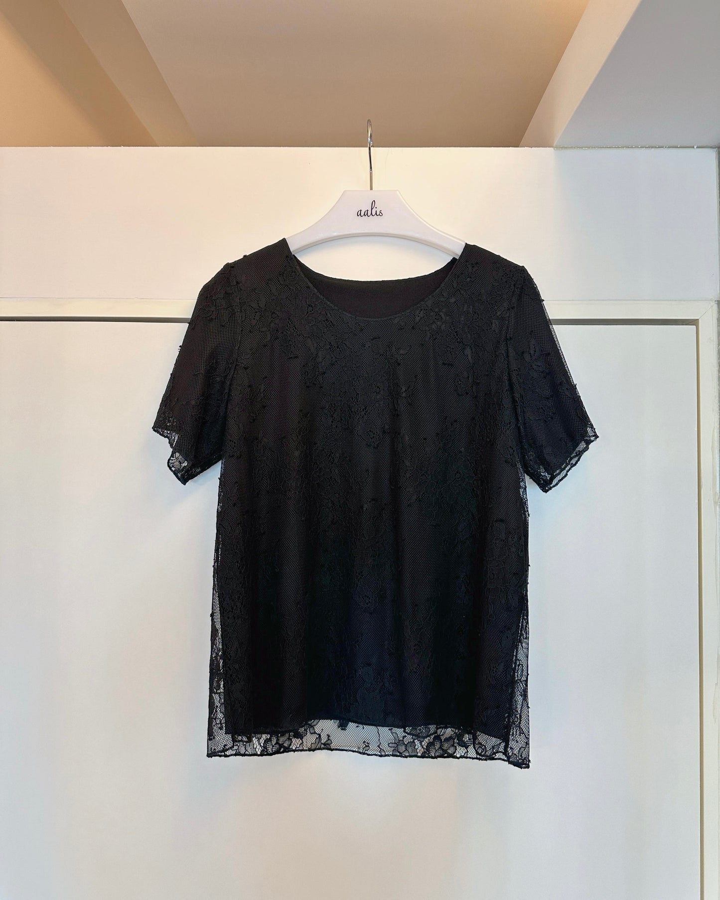 aalis KIM short sleeves lace layered tee (Black)