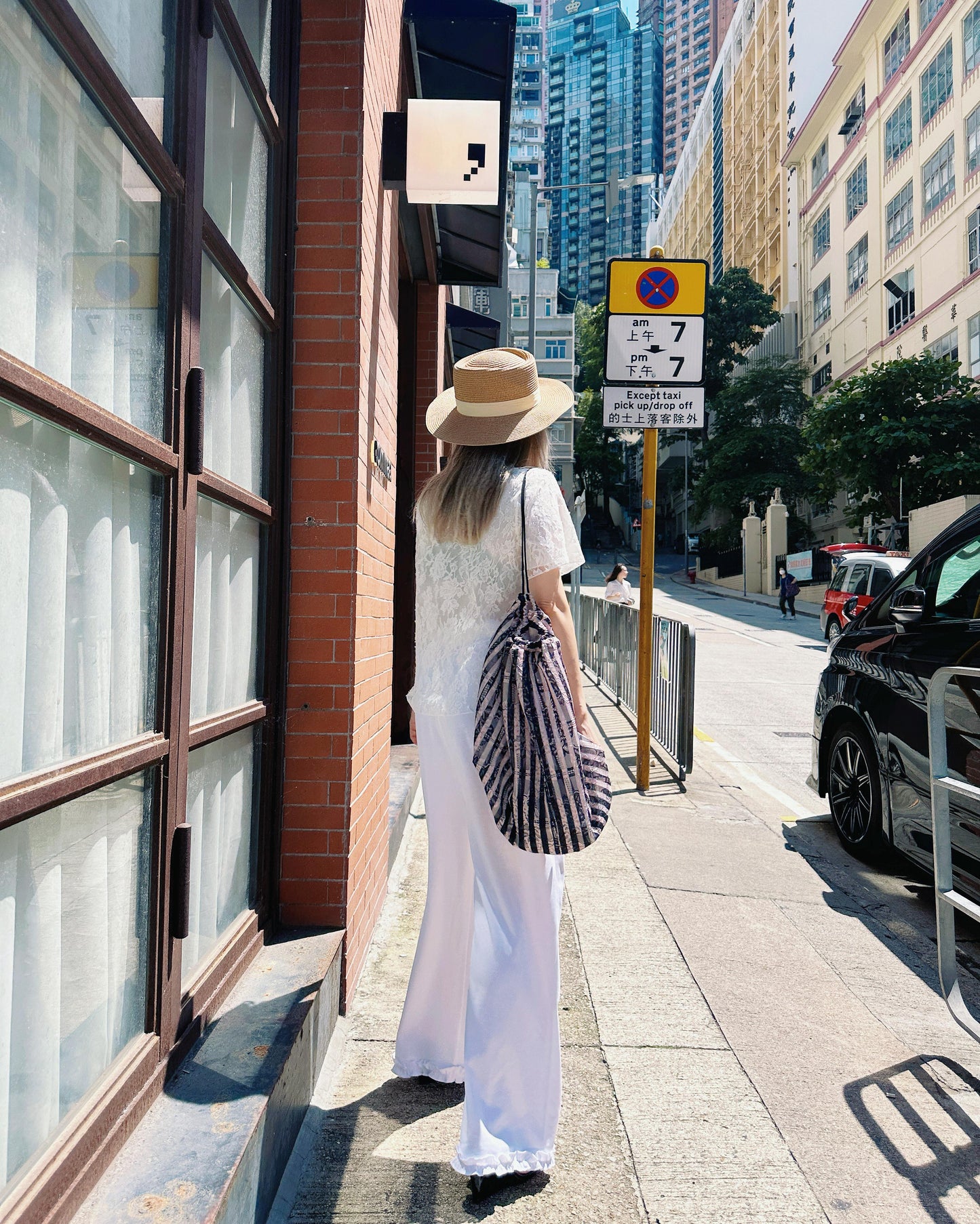 aalis KIM short sleeves lace layered tee (White)