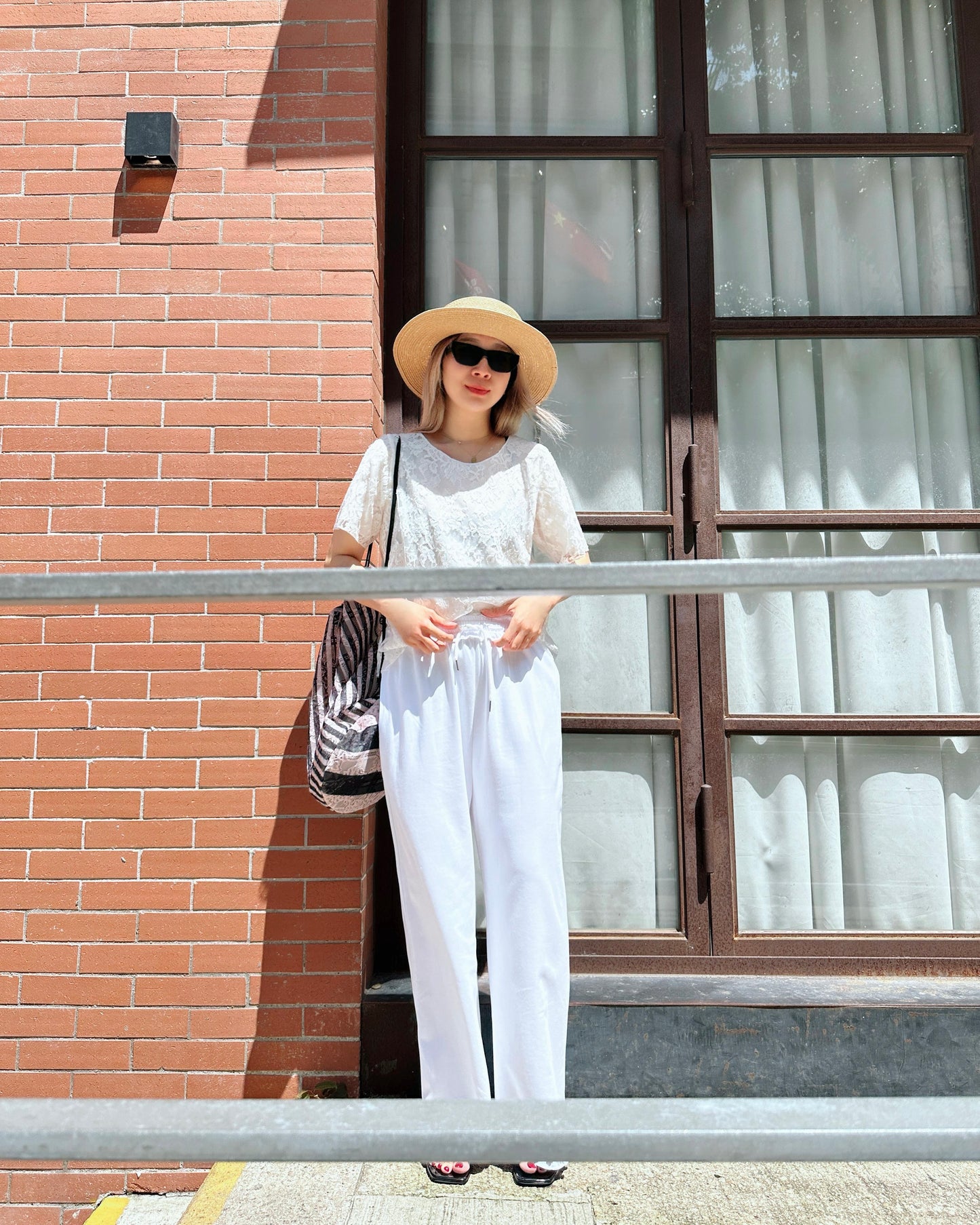 aalis KIM short sleeves lace layered tee (White)