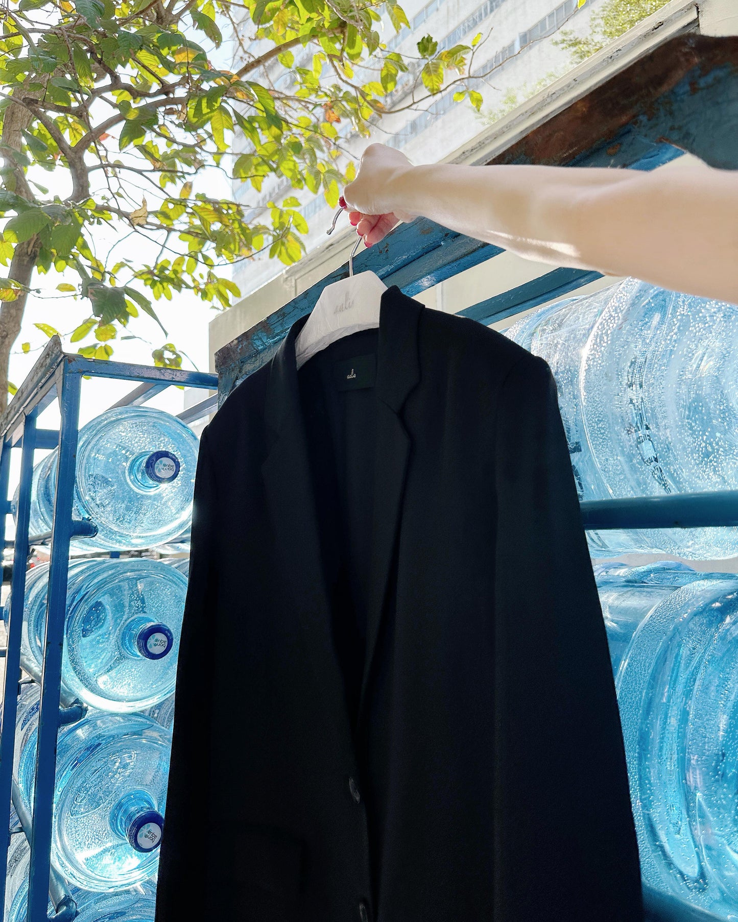 aalis MEE SS26 both side slit suiting blazer (Black)