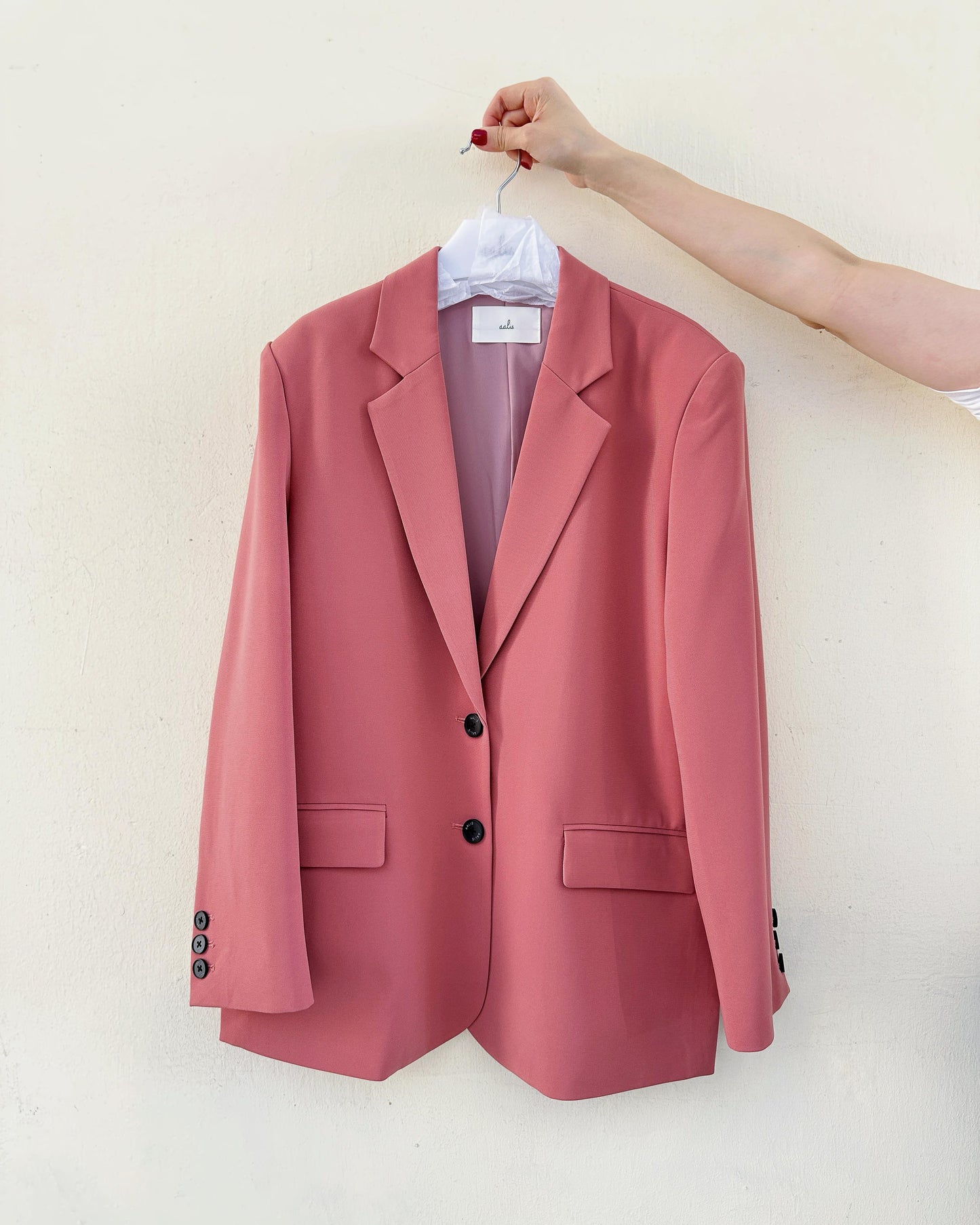 aalis MEE SS26 both side slit suiting blazer (Pink)