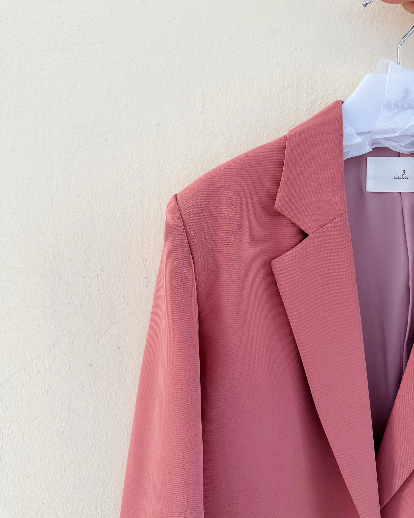 aalis MEE SS26 both side slit suiting blazer (Pink)