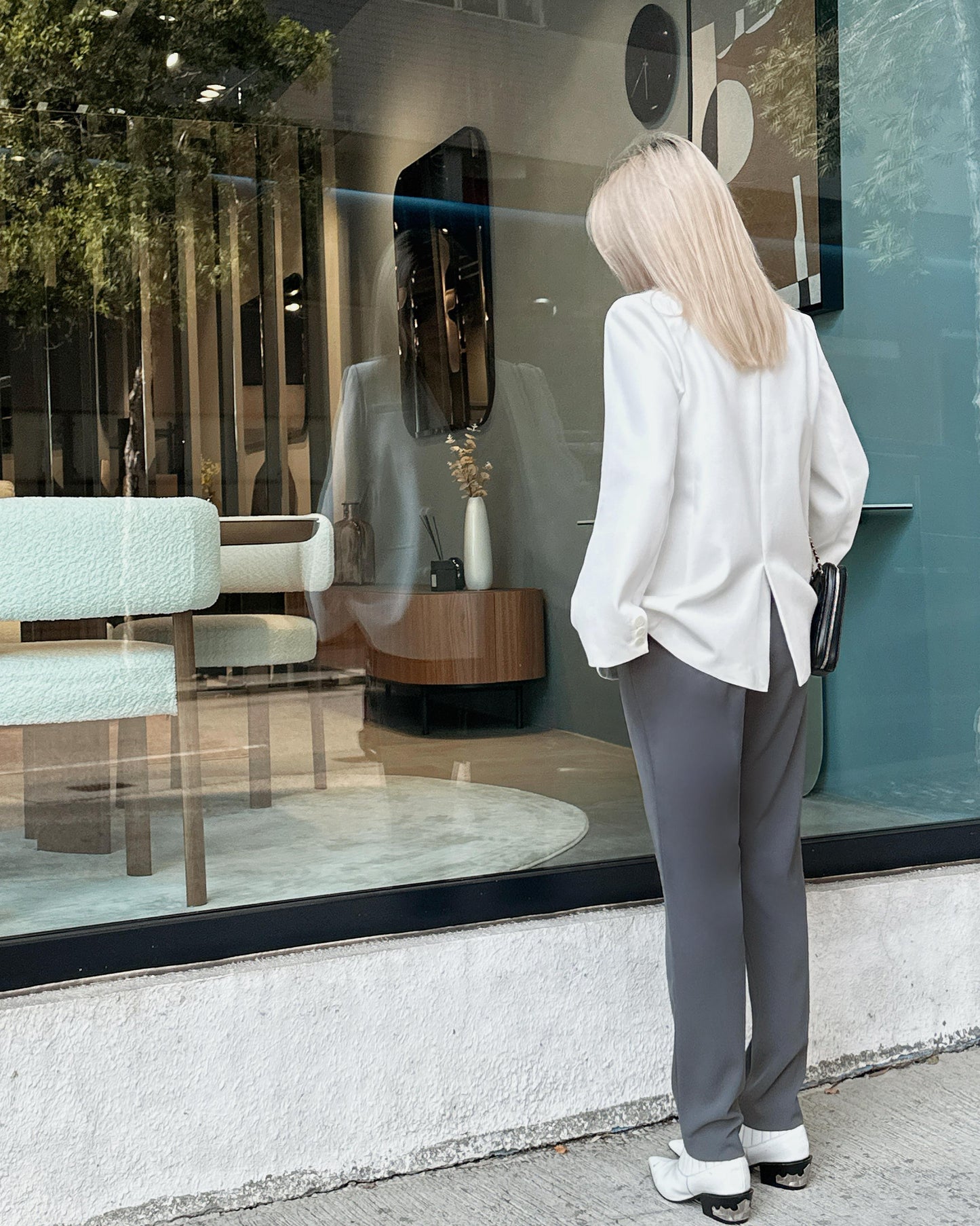 aalis MONIQUE V neck blazer (White)