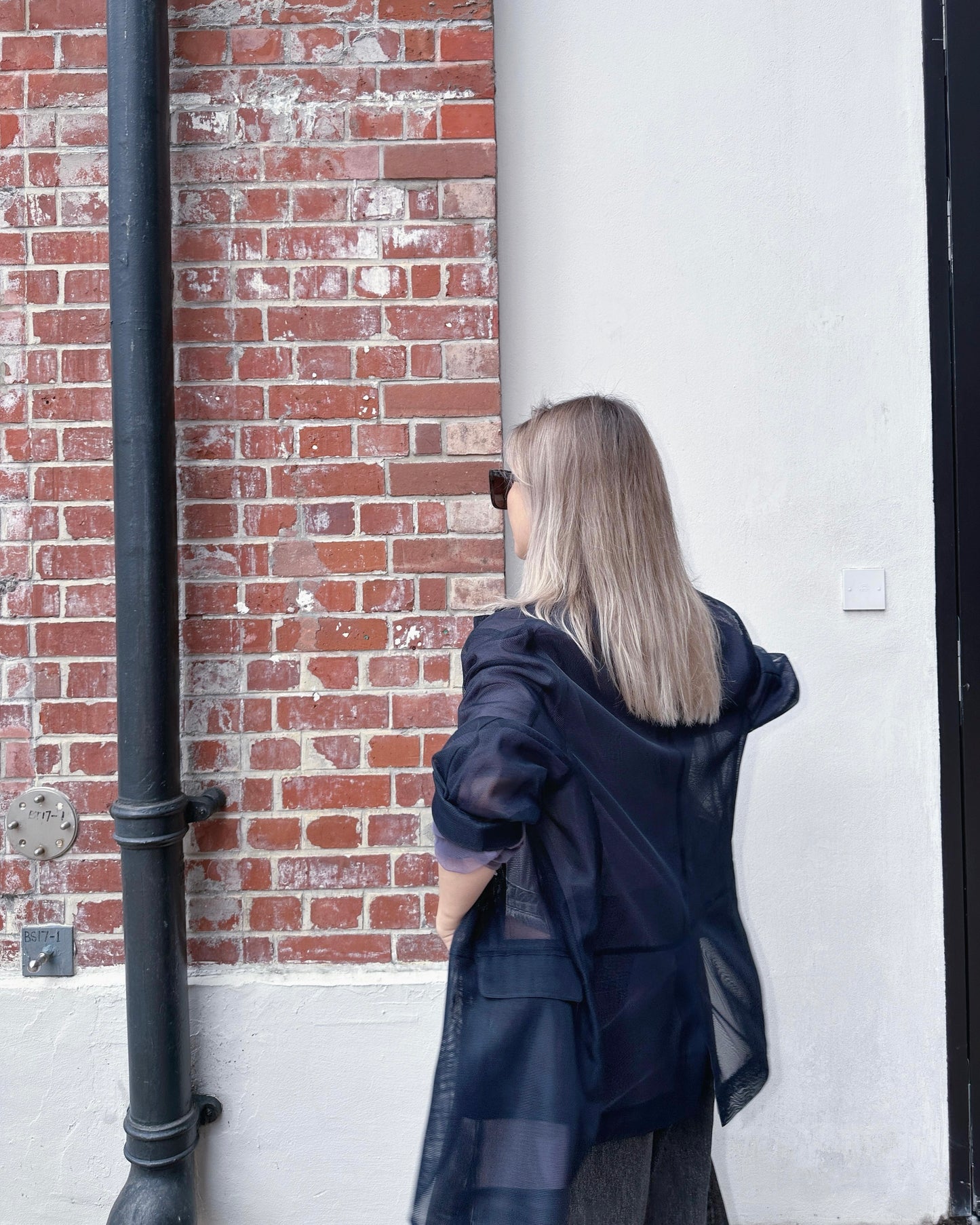 aalis DELLA NET SS26 oversized blazer (Midnight Blue)
