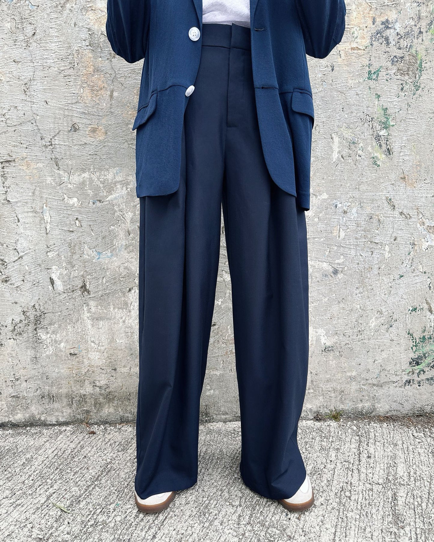 aalis DELLA BO SS26 burnout blazer (Navy)