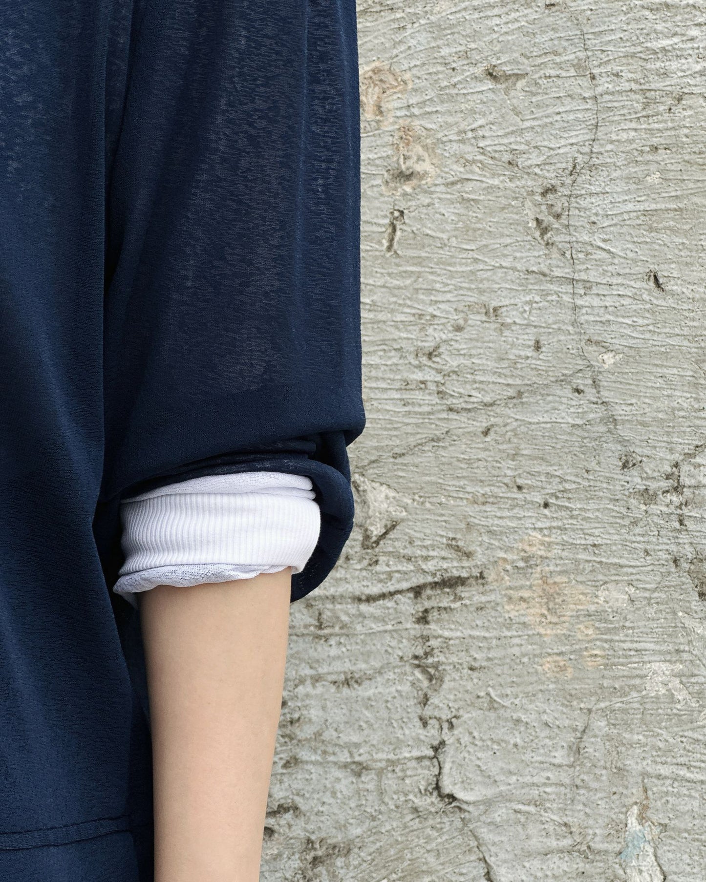 aalis DELLA BO SS26 burnout blazer (Navy)