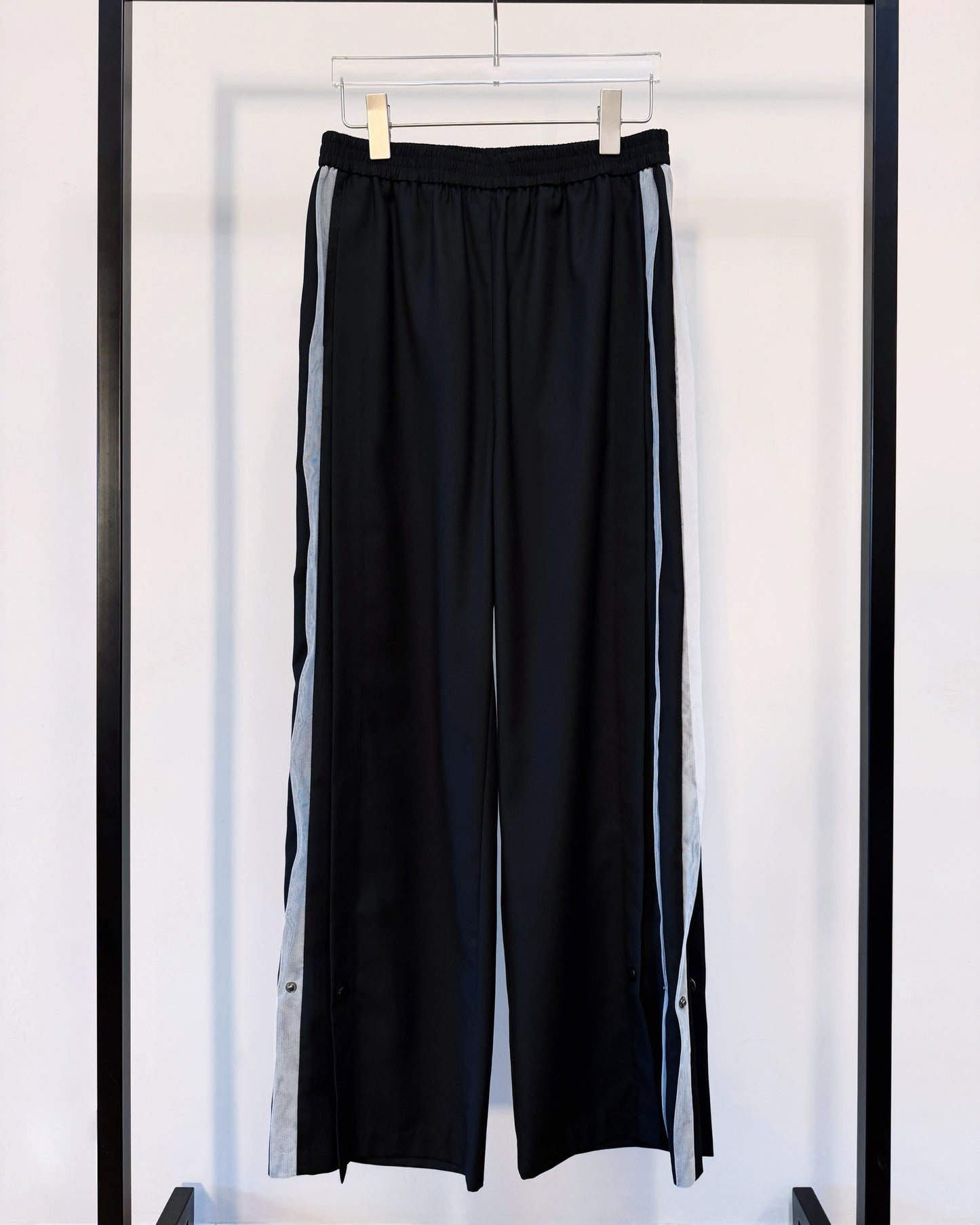 aalis STORM  FW26 button up side trim pants (Black)