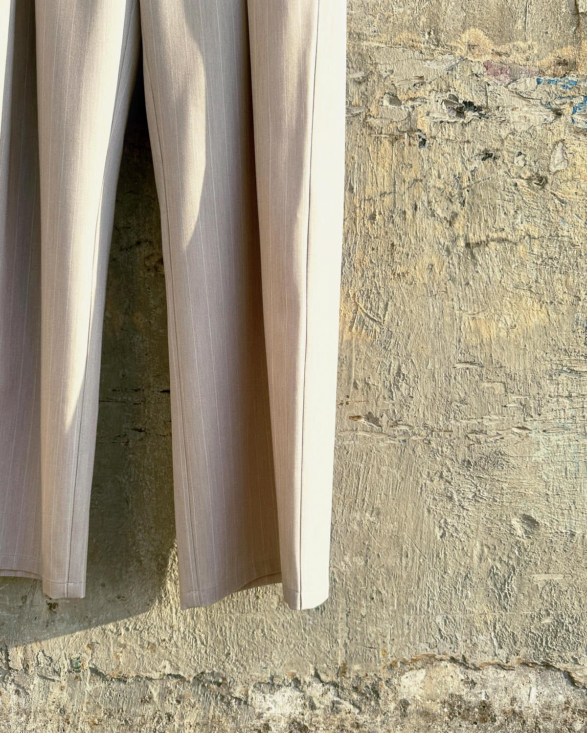 (Pre-order) aalis SEFINA front pleat suiting pants (Lt Beige)