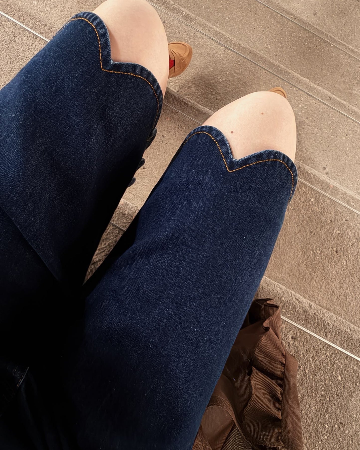 (Pre-order) aalis WINSLOW scalloped bermuda shorts (Blue Denim)