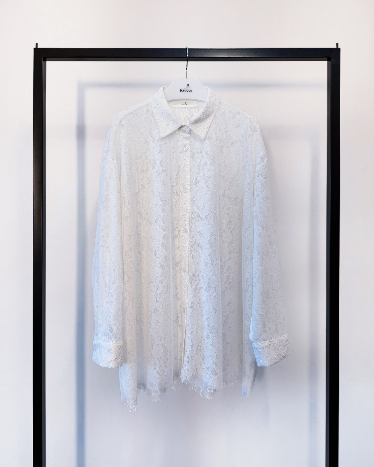 aalis NOELIA textured lace shirt with mesh layer (White)