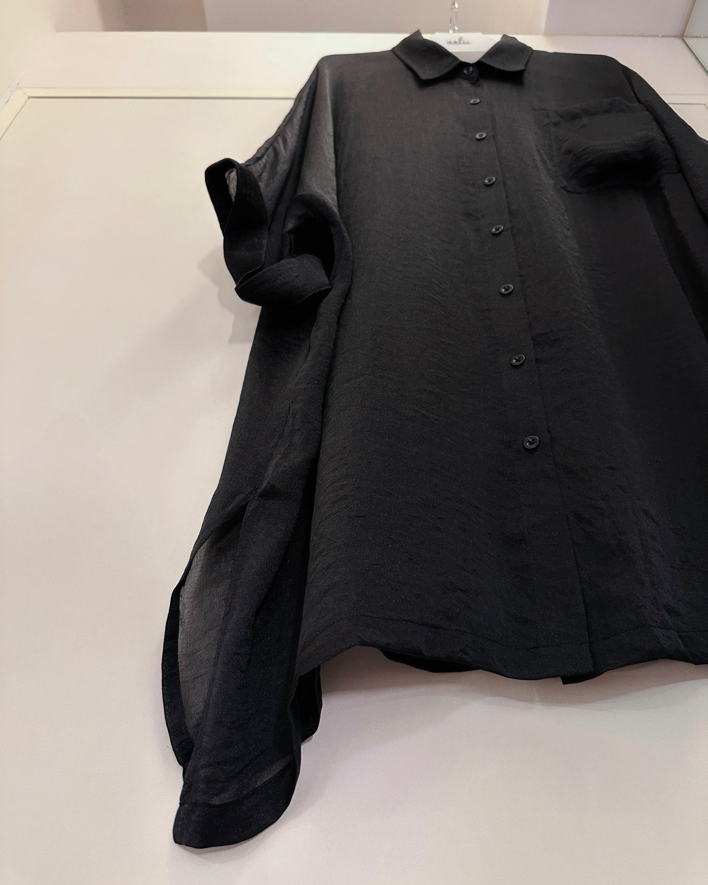 (Pre-order) aalis MENA SS26 mid sleeves oversized shirt (Black)
