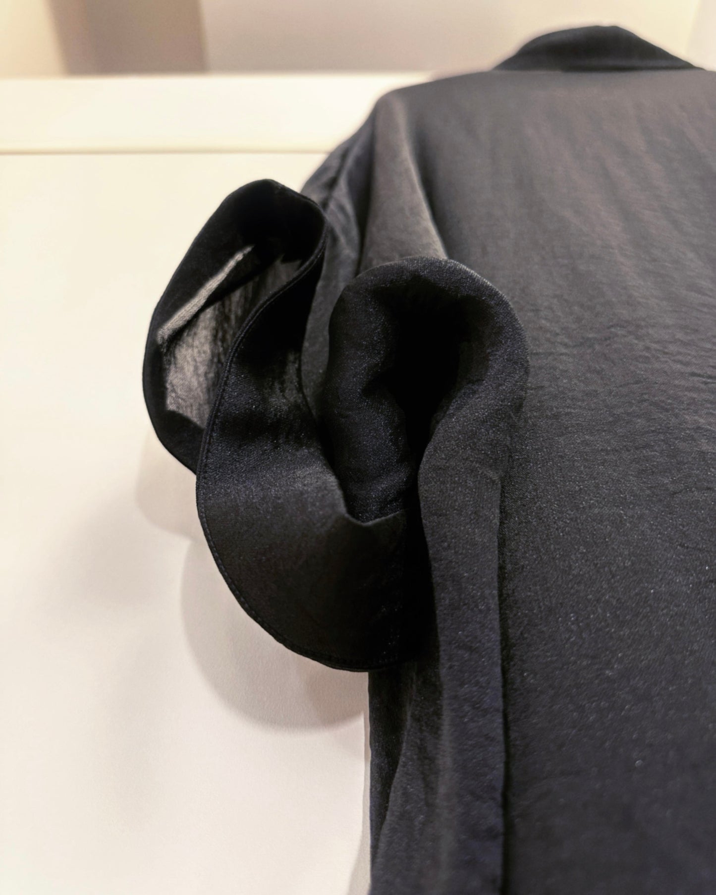 (Pre-order) aalis MENA SS26 mid sleeves oversized shirt (Black)