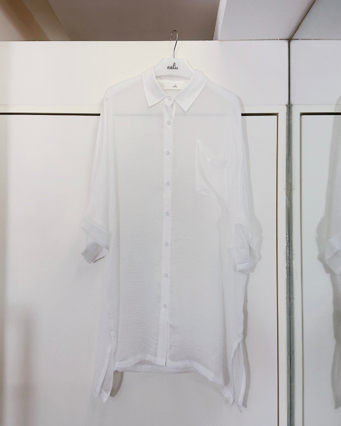 (Pre-order) aalis MENA SS26 mid sleeves oversized shirt (White)