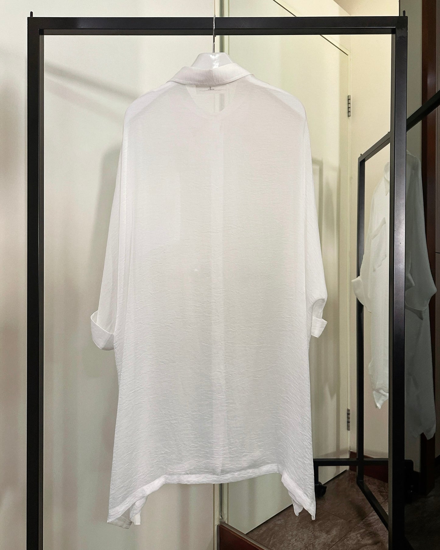 (Pre-order) aalis MENA SS26 mid sleeves oversized shirt (White)