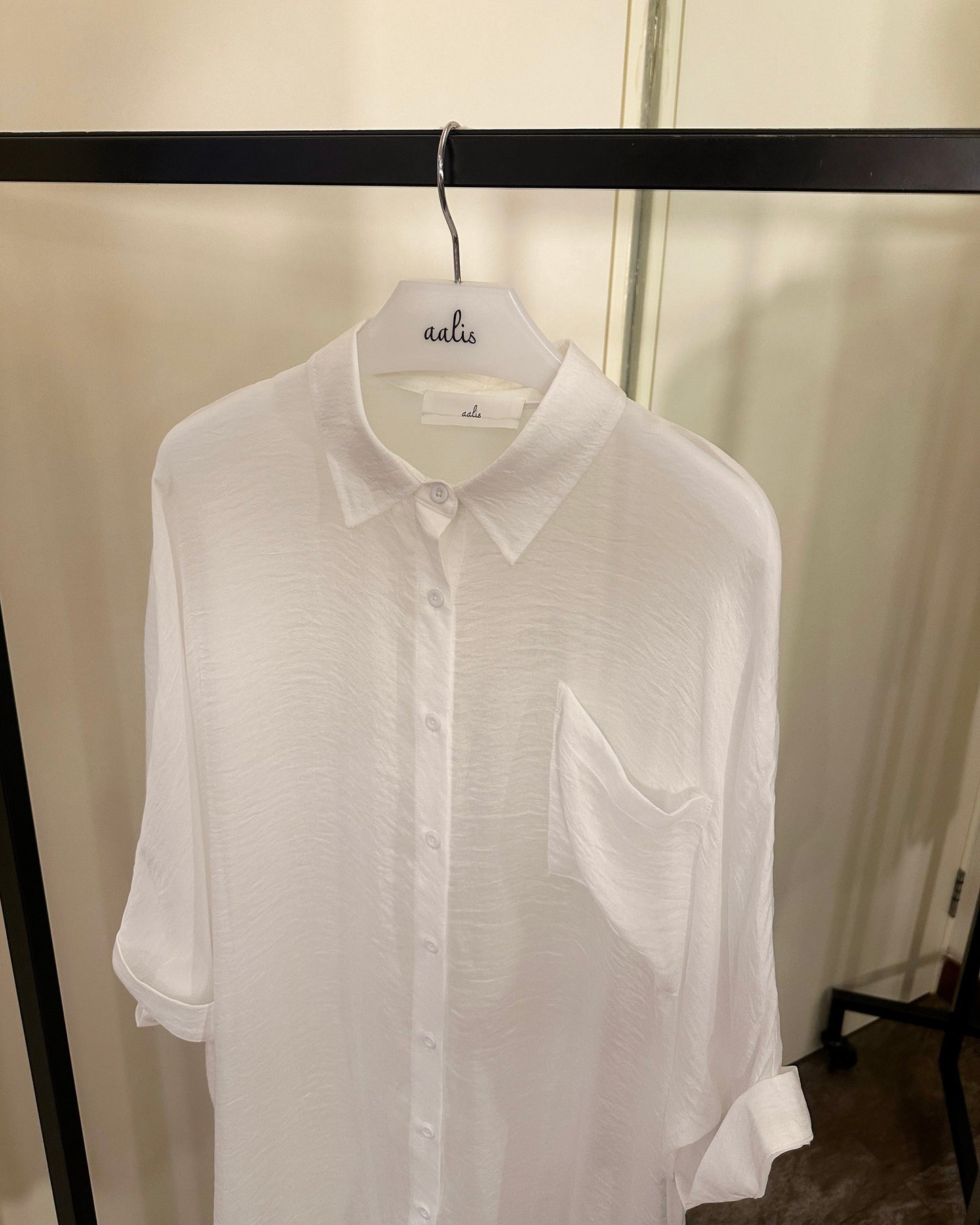 (Pre-order) aalis MENA SS26 mid sleeves oversized shirt (White)