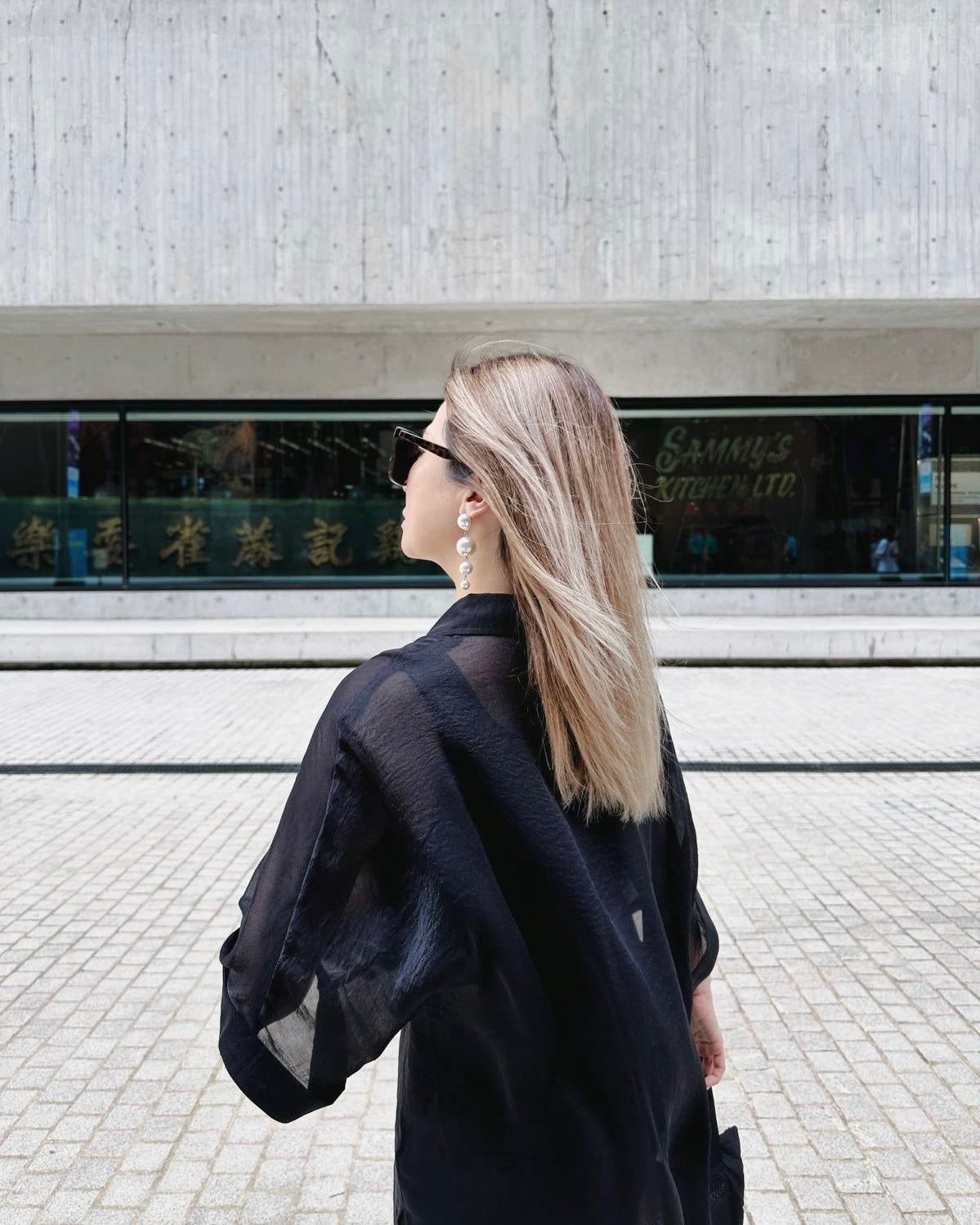 aalis MENA SS26 mid sleeves oversized shirt (Black)