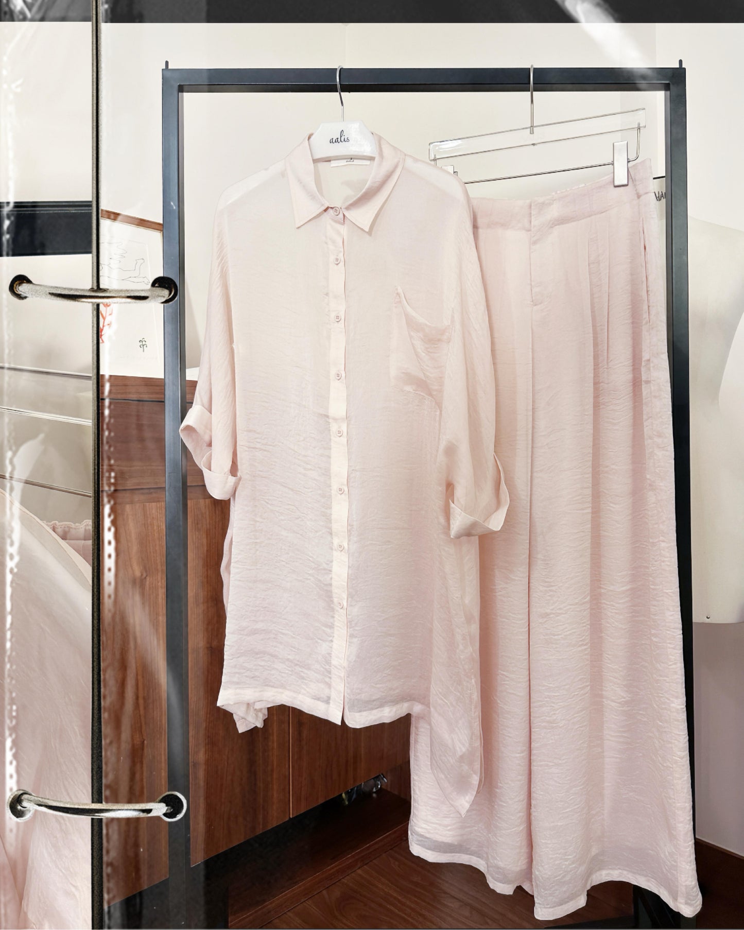(Pre-order) aalis MENA SS26 mid sleeves oversized shirt (Light Pink)