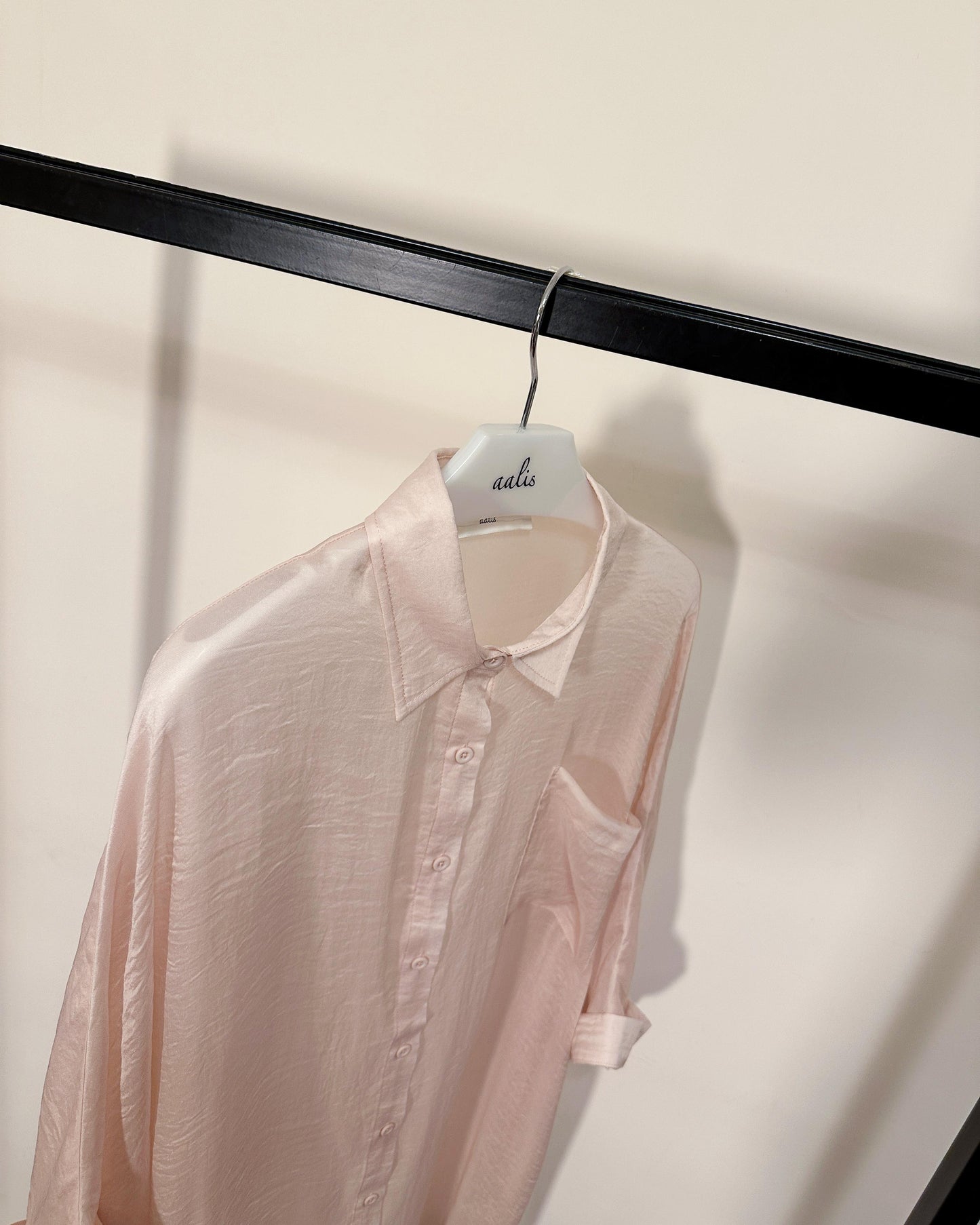 (Pre-order) aalis MENA SS26 mid sleeves oversized shirt (Light Pink)