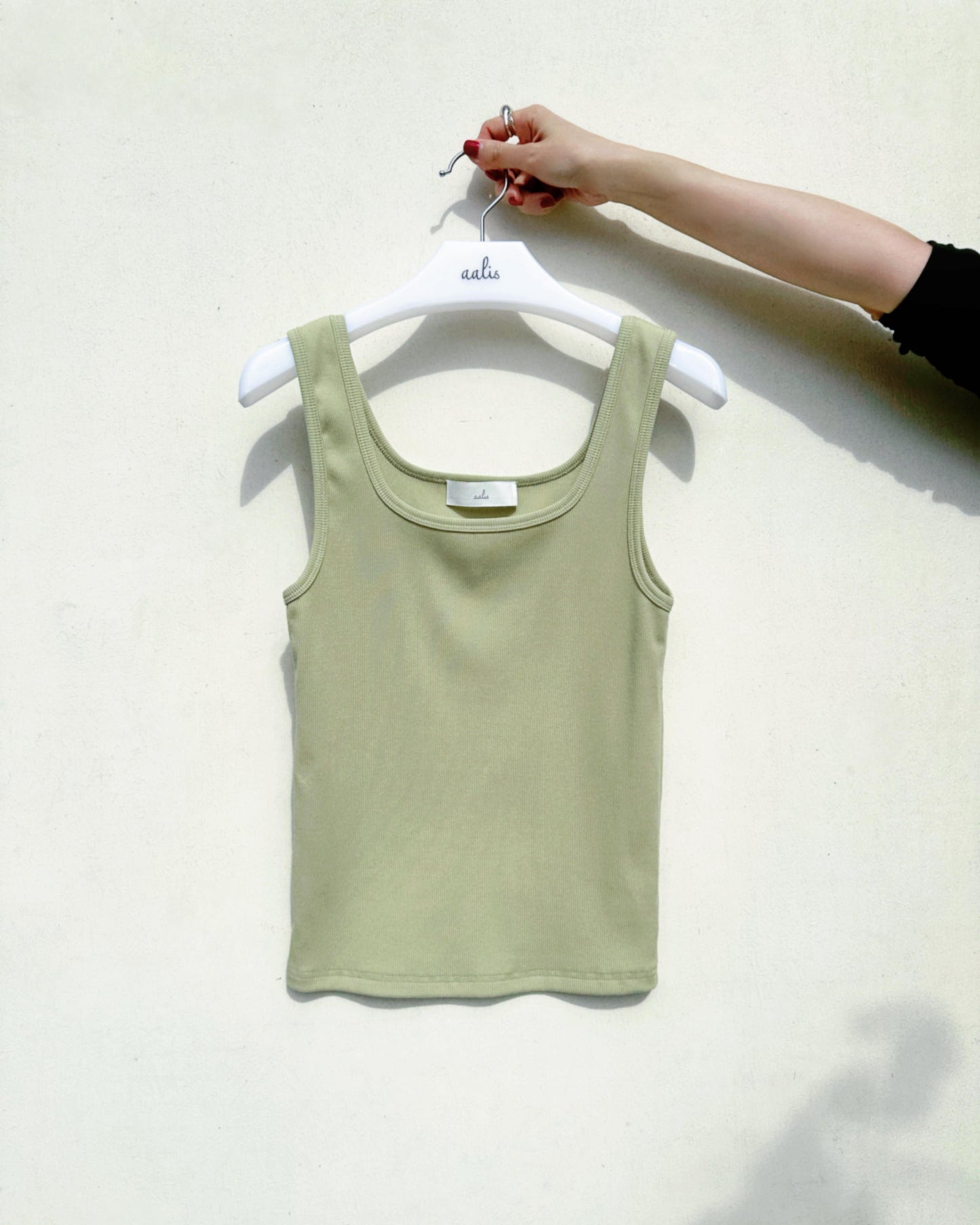 aalis MARITA SS26 square neck ribbed tank (Avocado)