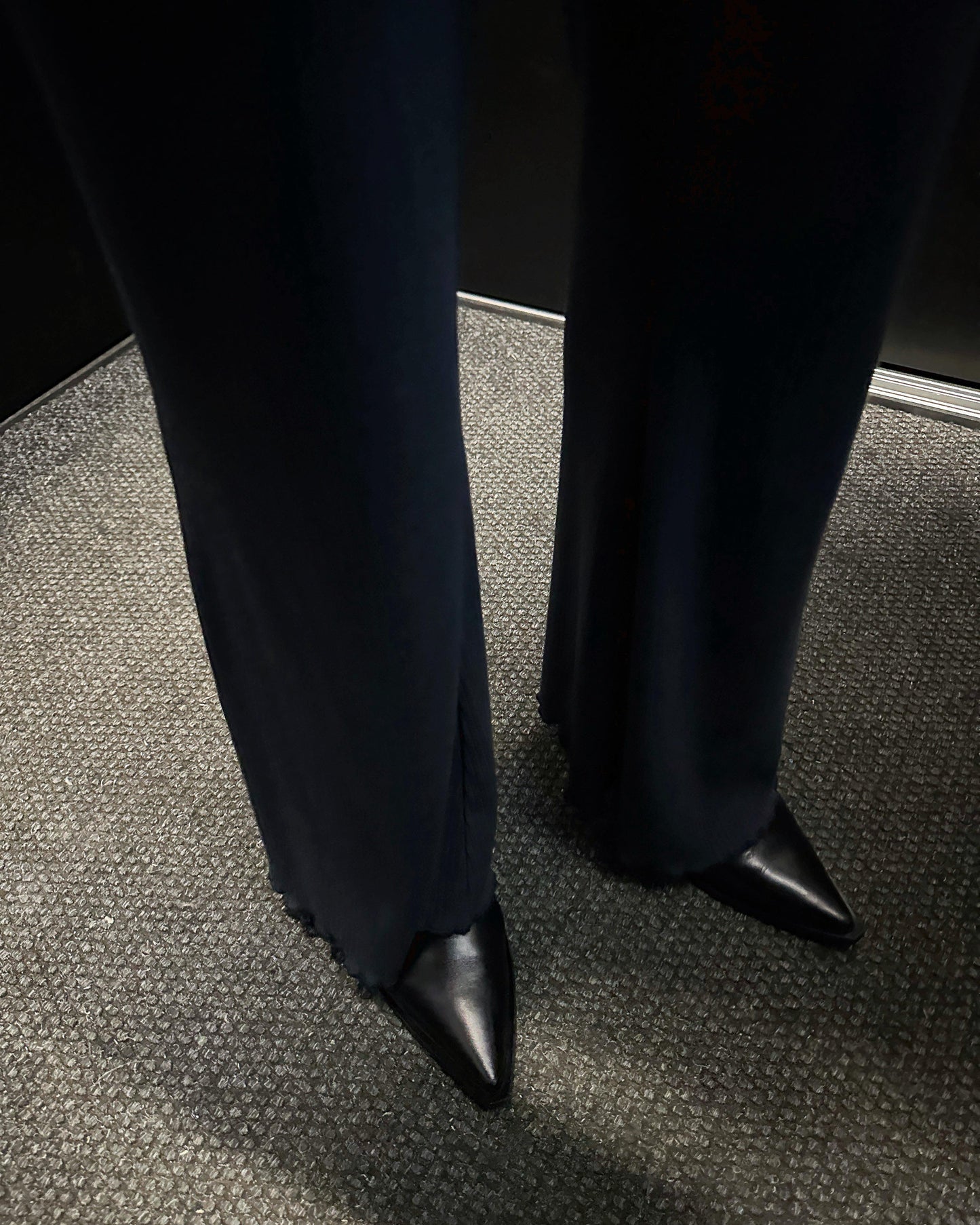 aalis DENIA T ruffle hem pants (Dark Blue)