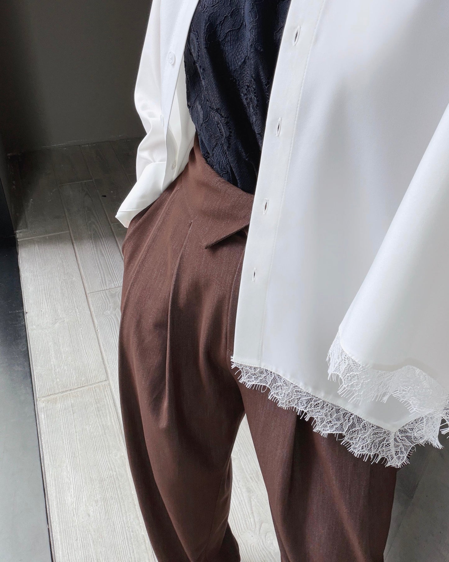 aalis LAIRA SS26 tuxedo belt super comfort pants (Brown)