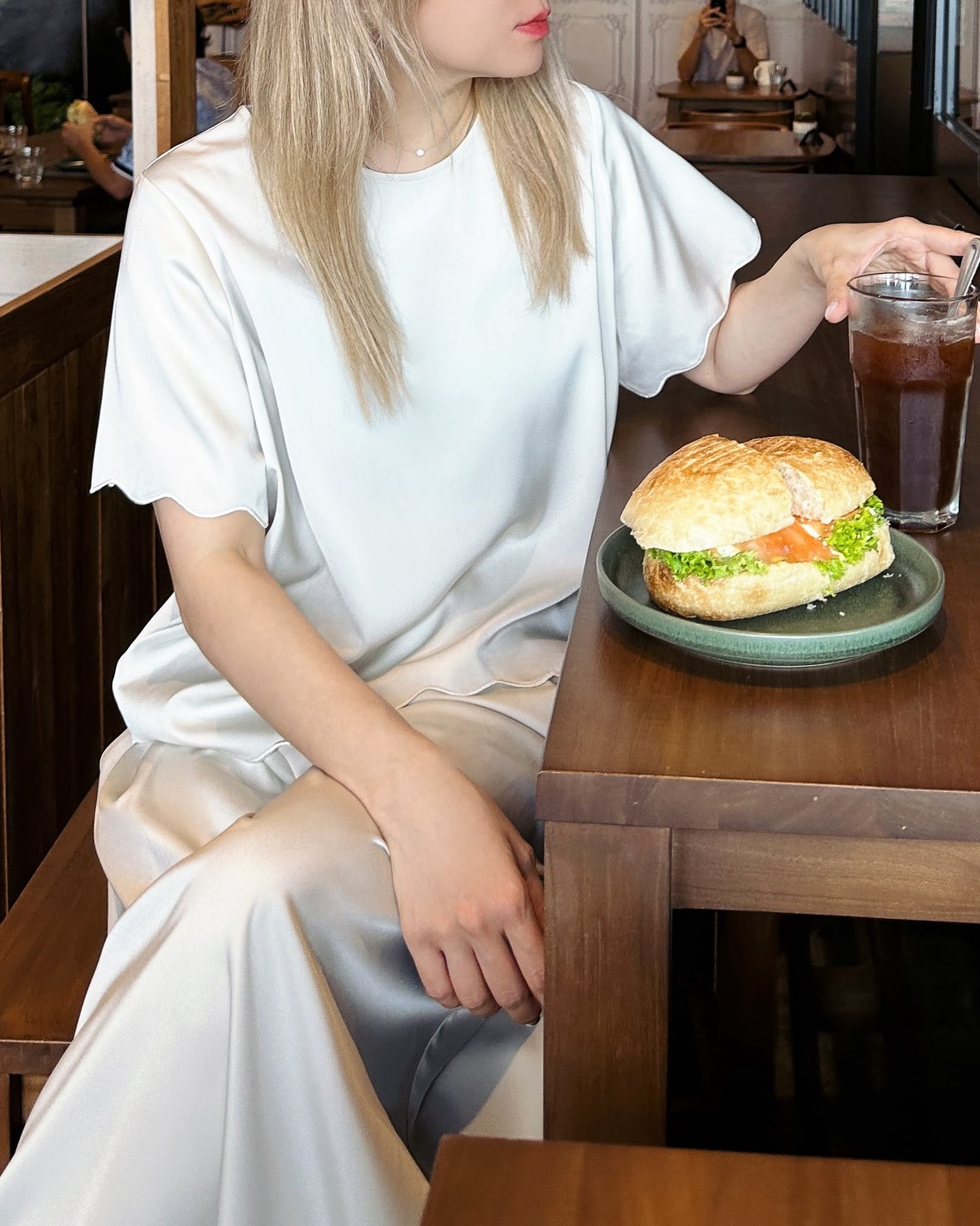 aalis ABIAH SOLID SS26 scallop edge top (Ecru)