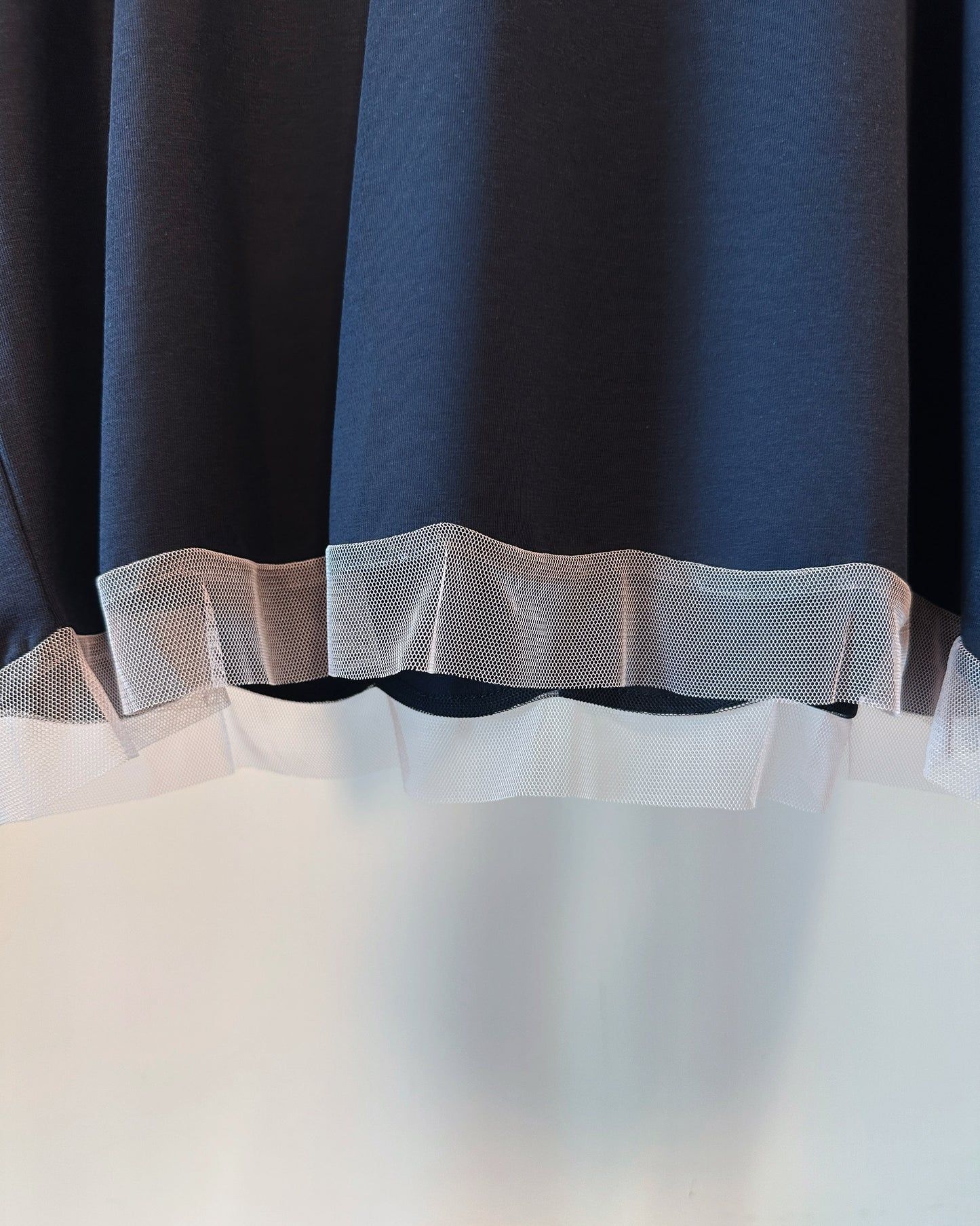 aalis PALLAS SS26 mesh scallop hem S/S tee (Dark Blue)