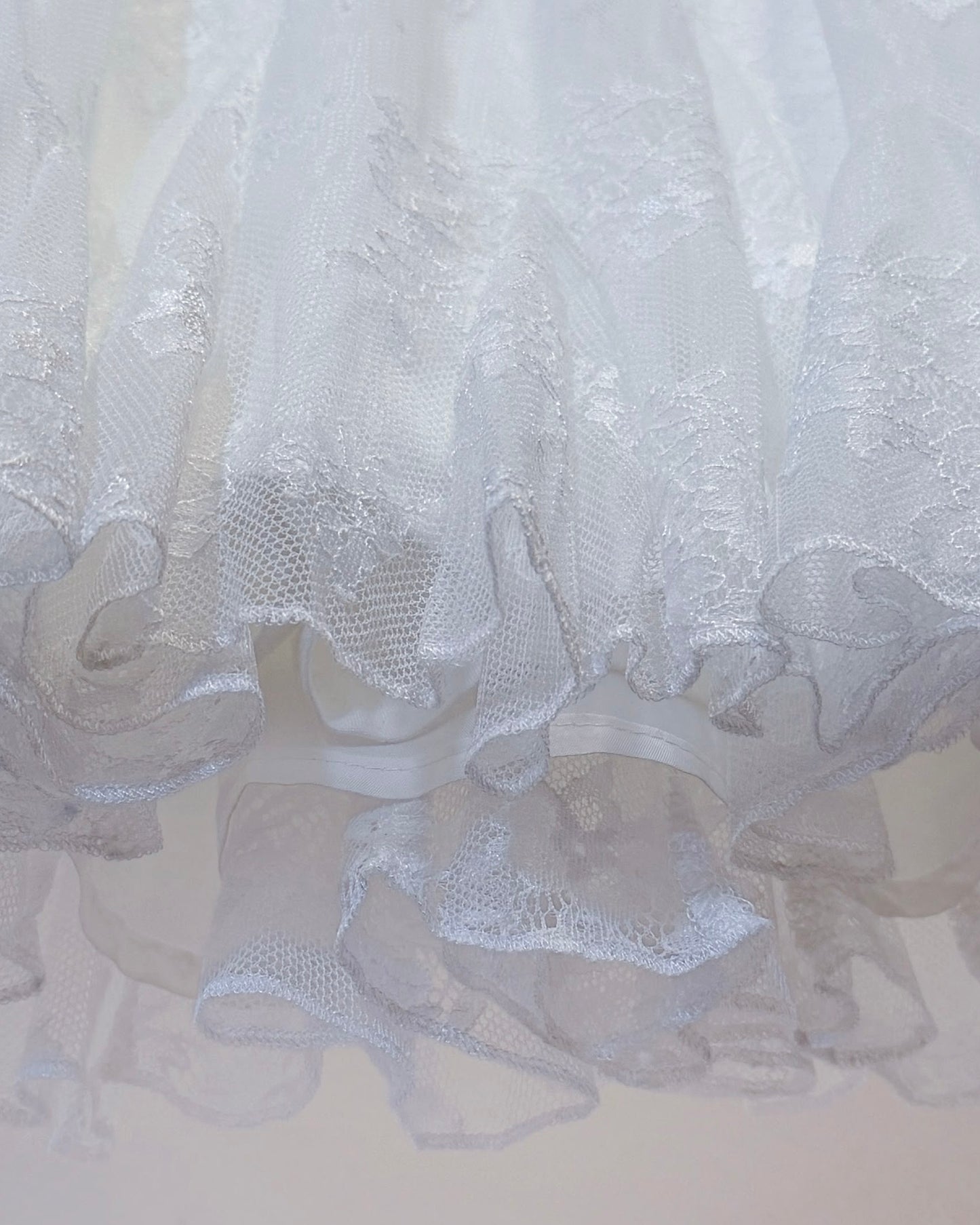 aalis FAYOLA LACE godet lace skirt (White)