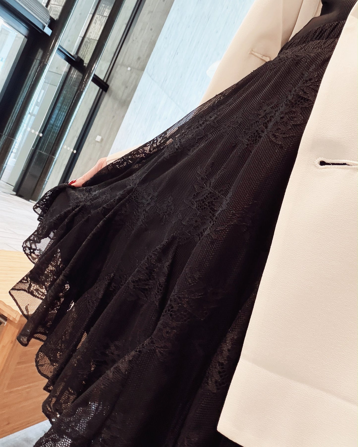 aalis FAYOLA LACE godet lace skirt (Black)