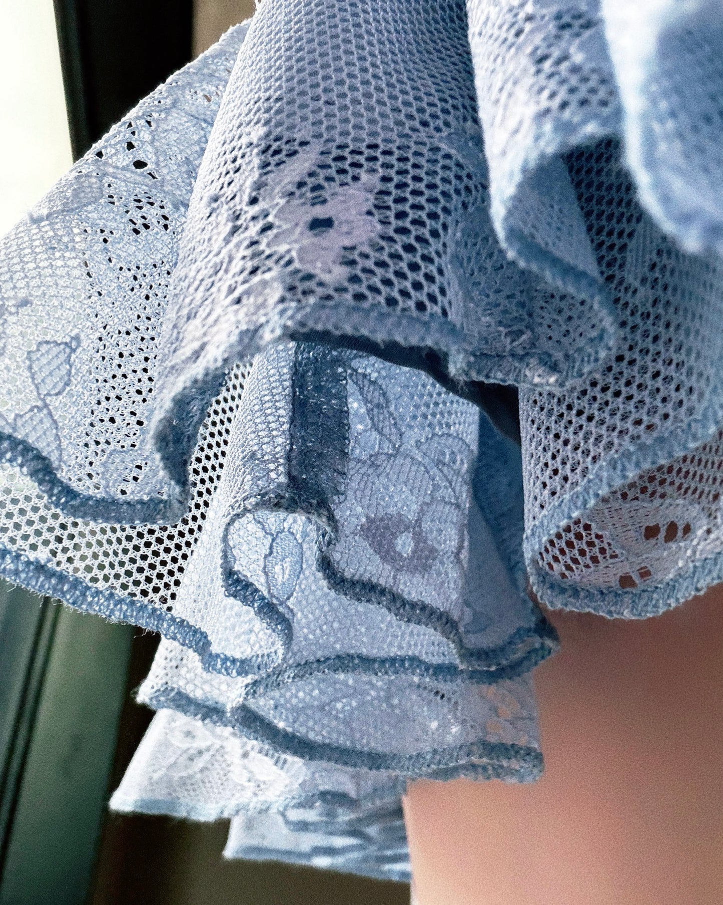 aalis FAYOLA LACE godet lace skirt (Blue)