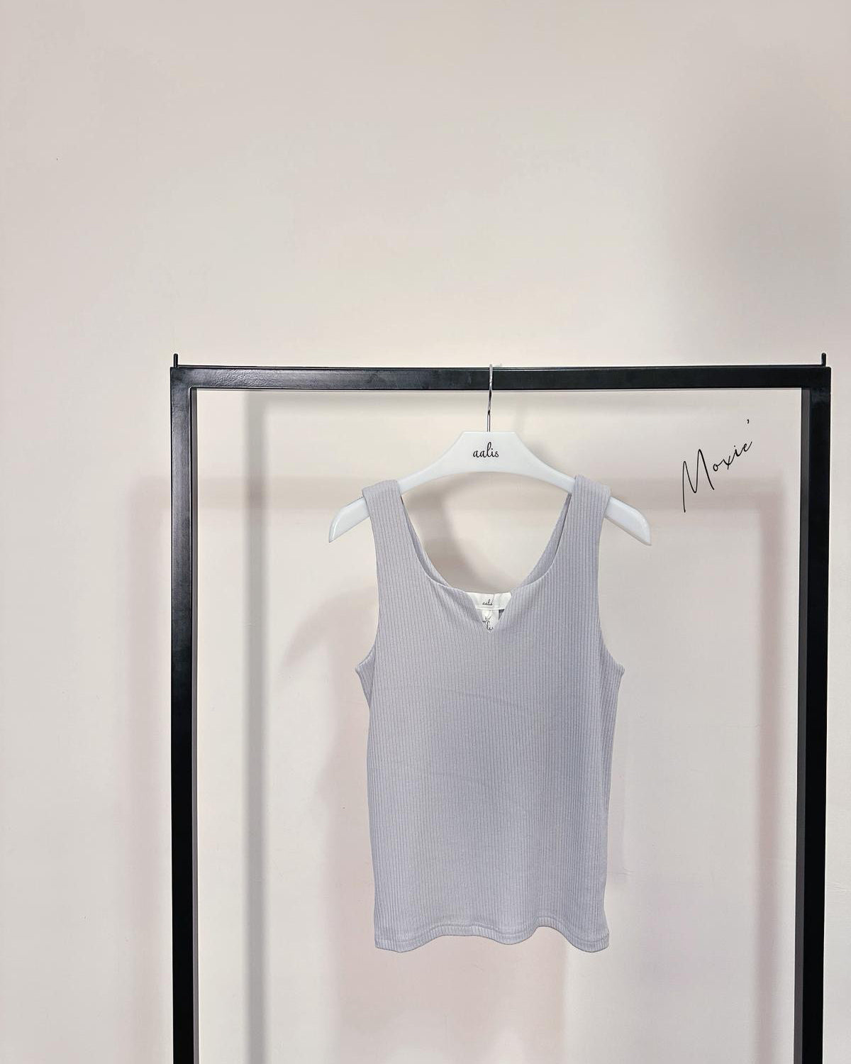 aalis MOXIE SS26 sweetheart knit tank (Light Grey)